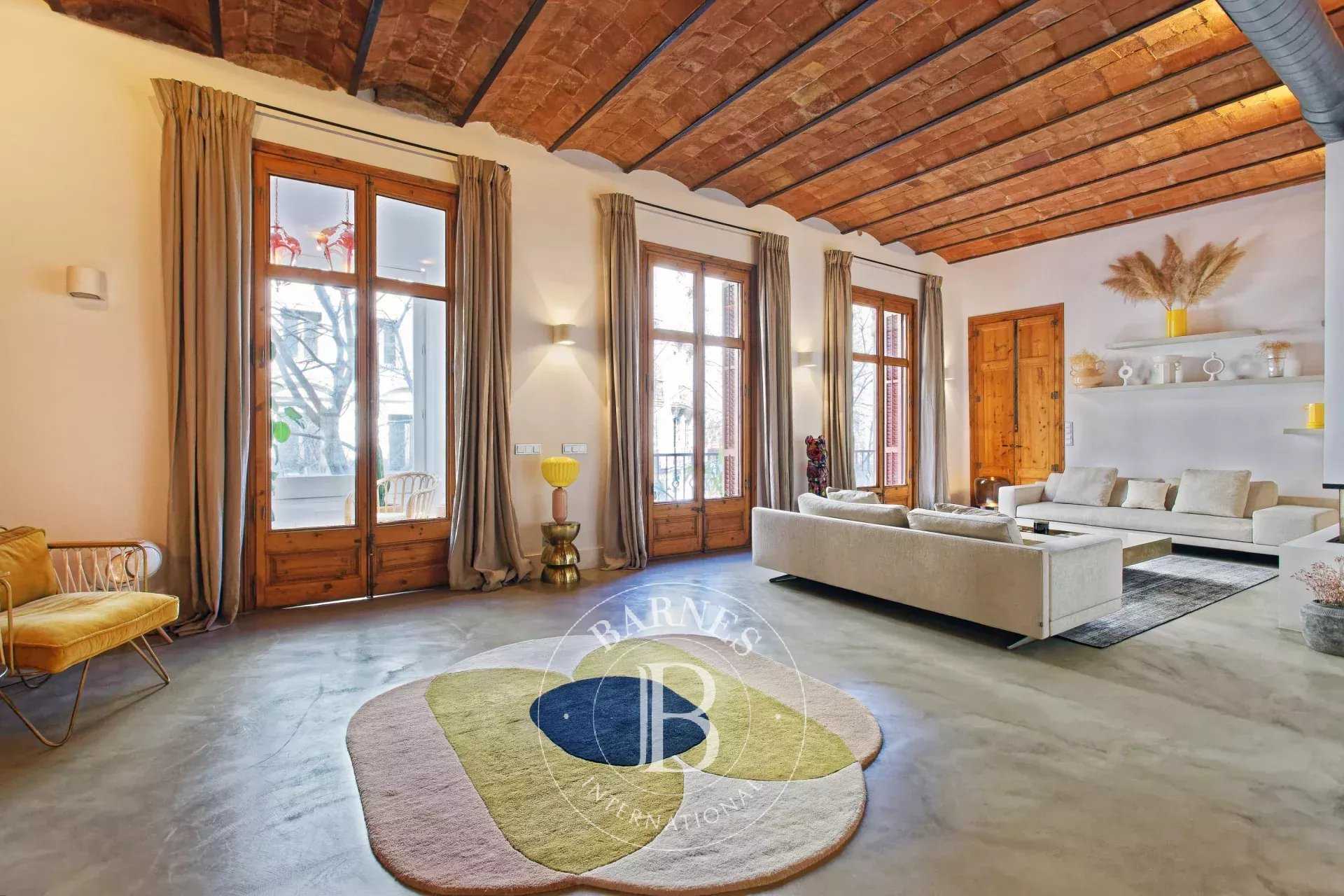 Barcelona  - Apartment 4 Bedrooms