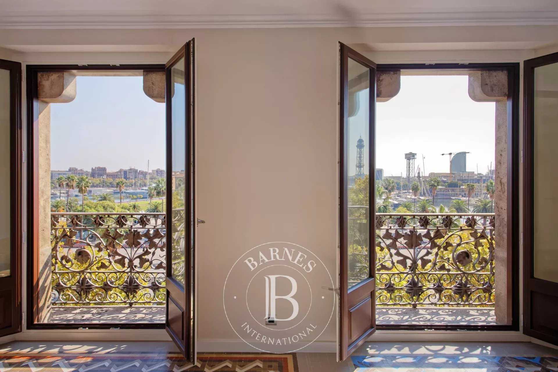 Barcelona  - Apartment 3 Bedrooms