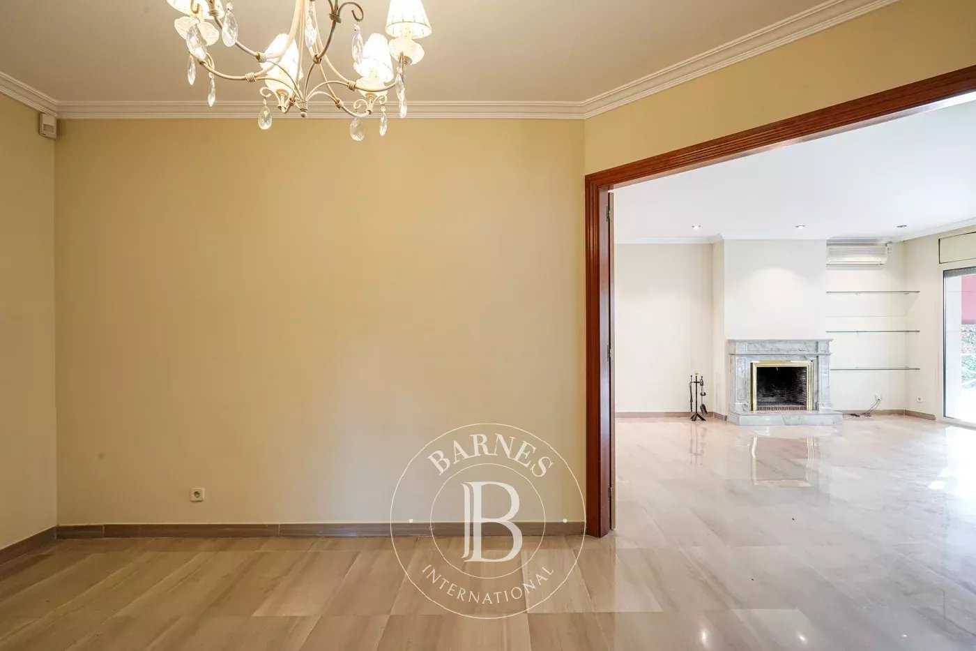 Esplugues de Llobregat  - Chalet 4 Bedrooms