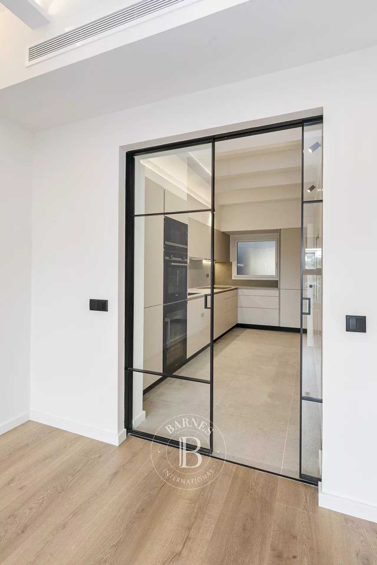Barcelona  - Apartment 3 Bedrooms