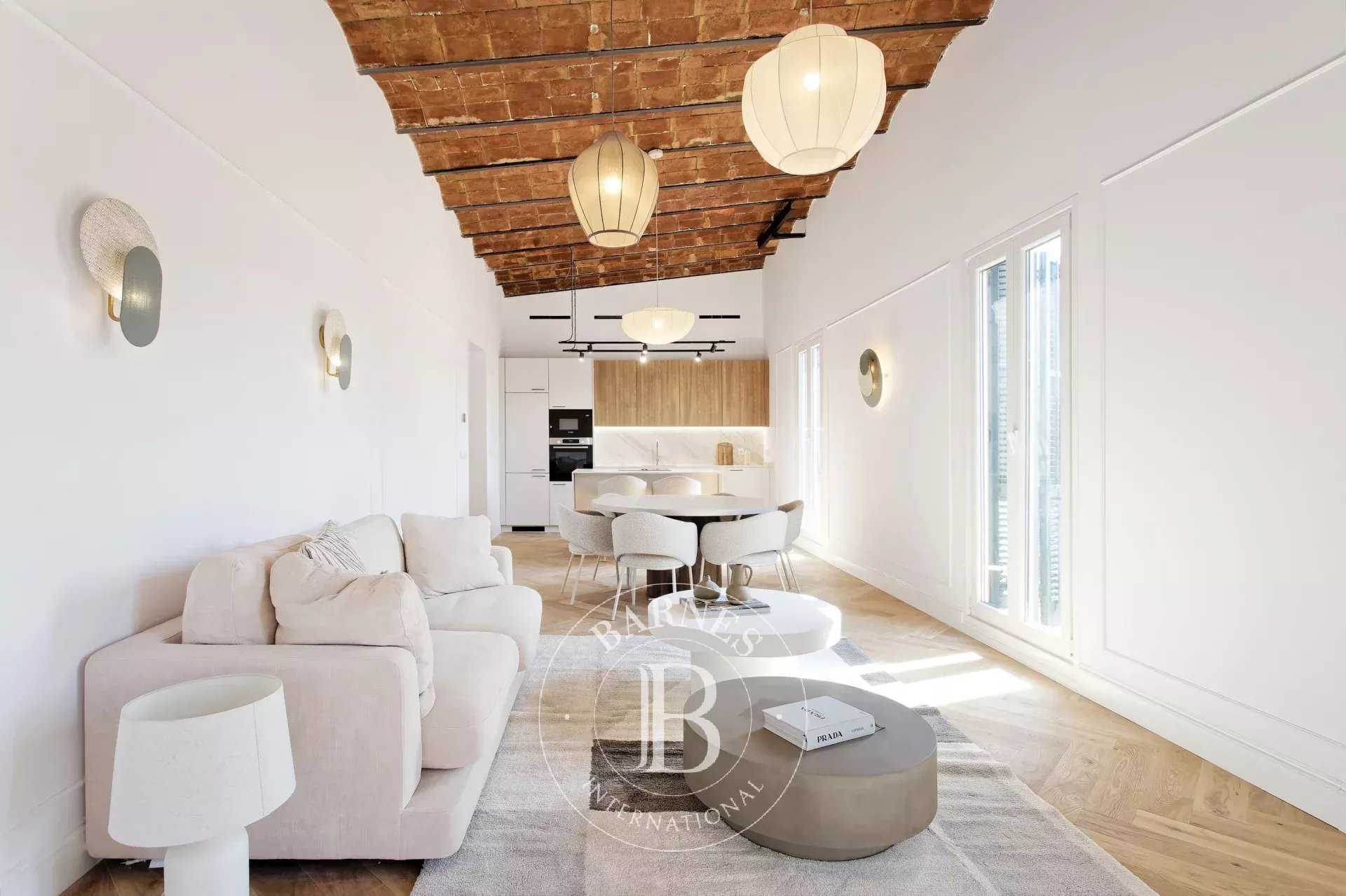 Barcelona  - Apartment 3 Bedrooms