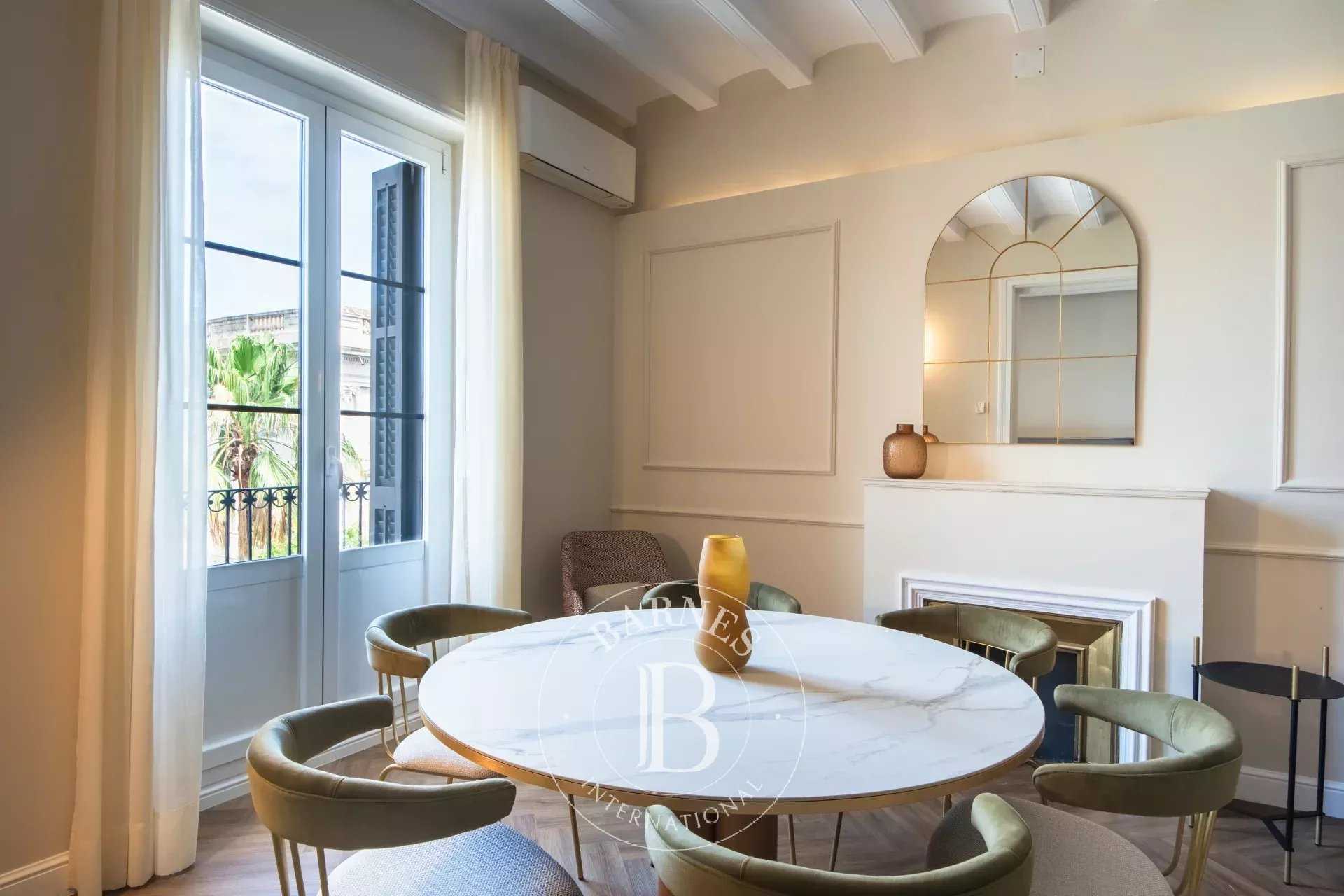 Barcelona  - Apartment 3 Bedrooms