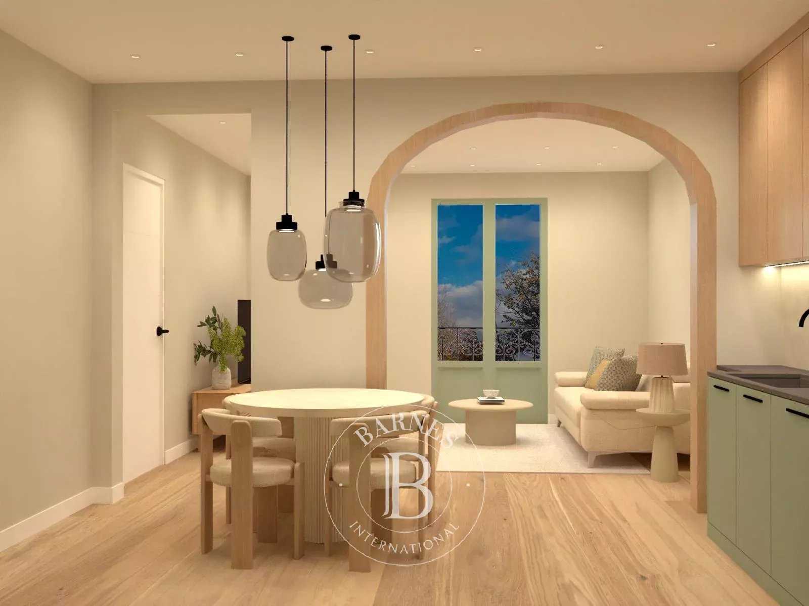 Barcelona  - Apartment 3 Bedrooms