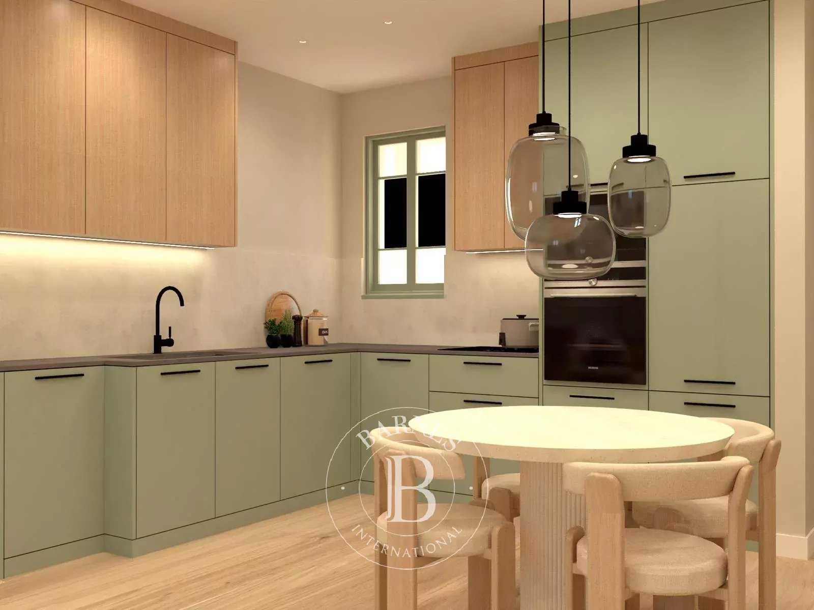 Barcelona  - Apartment 3 Bedrooms