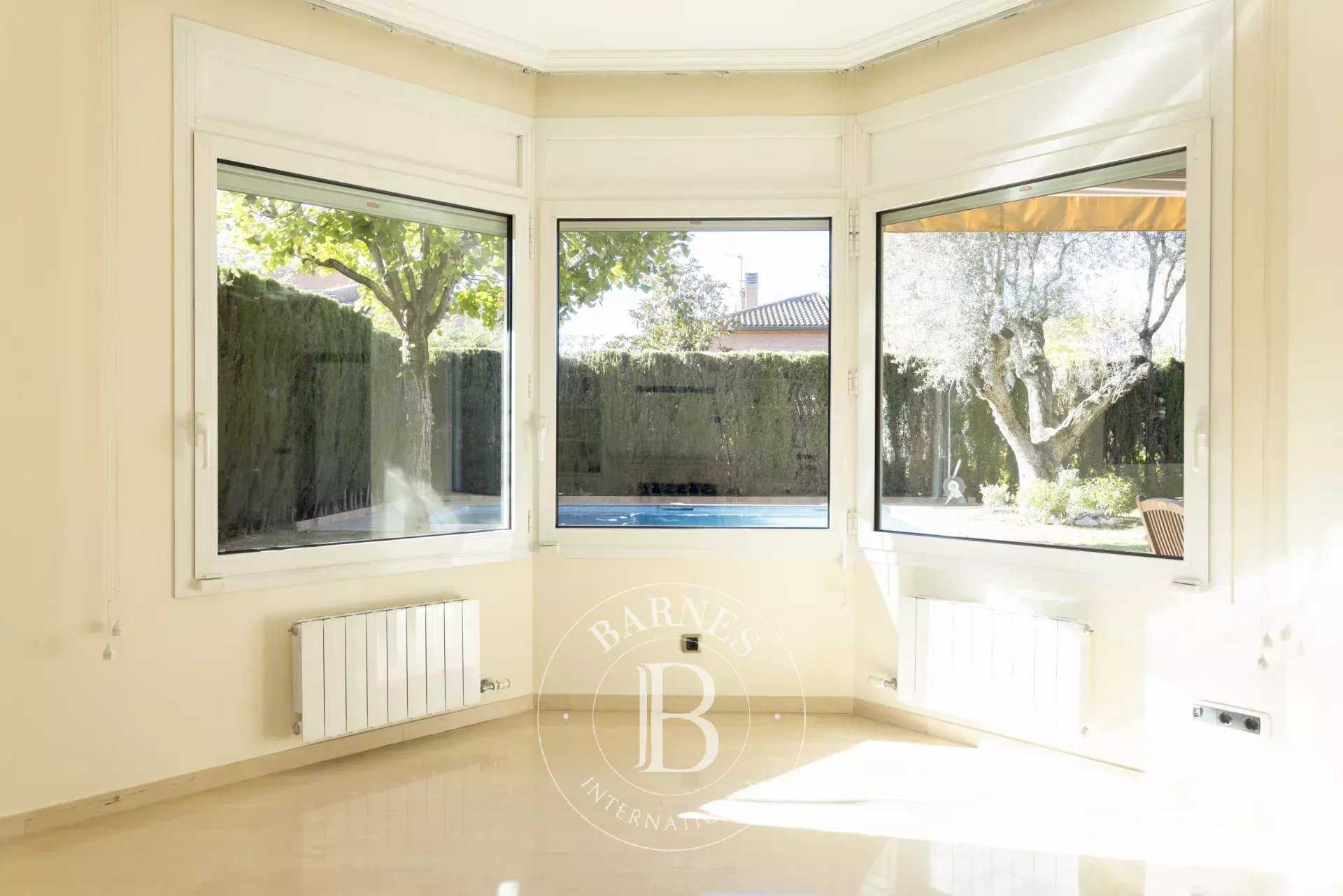 Sant Cugat del Vallés  - Chalet 6 Bedrooms