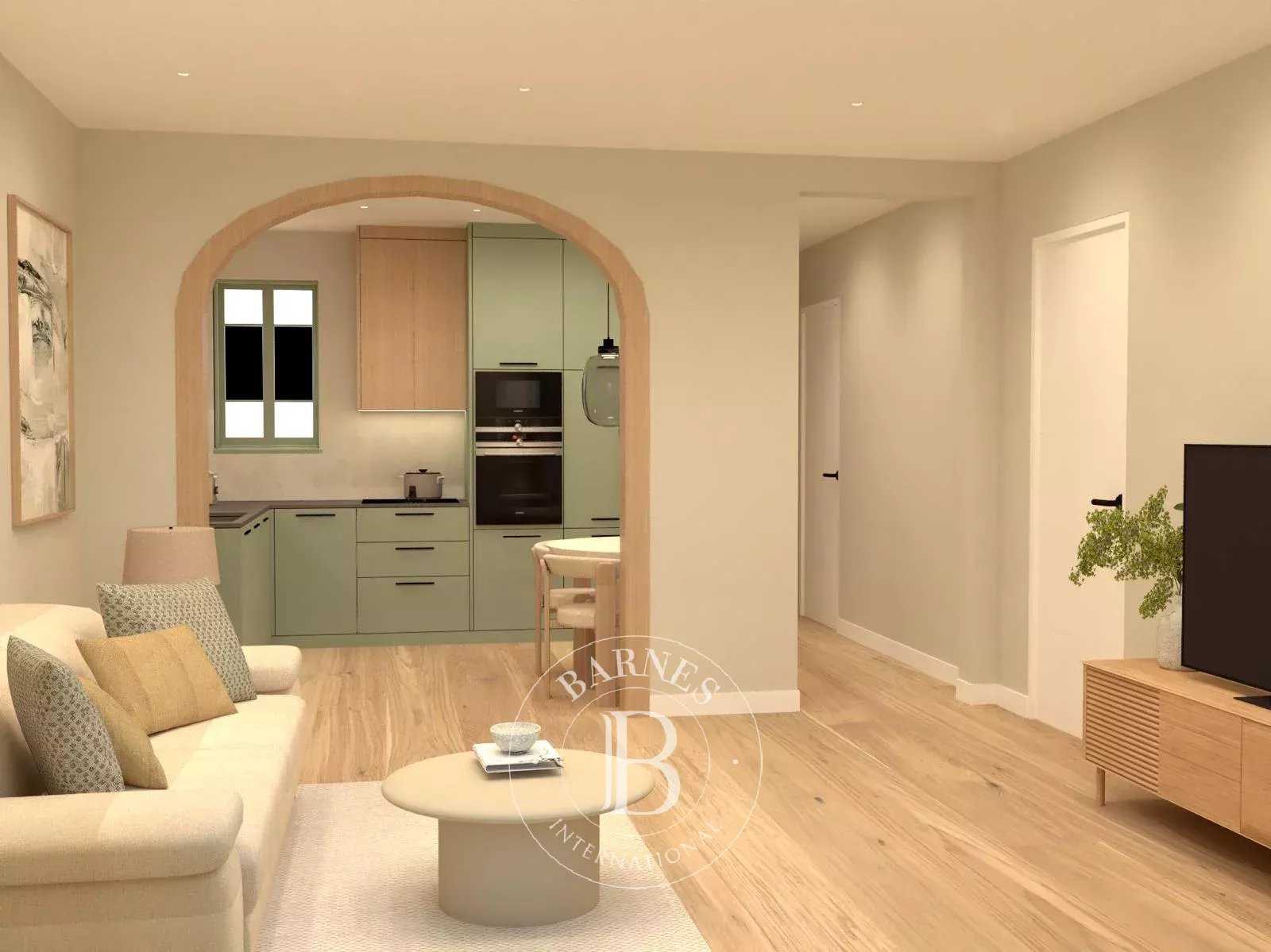 Barcelona  - Apartment 3 Bedrooms