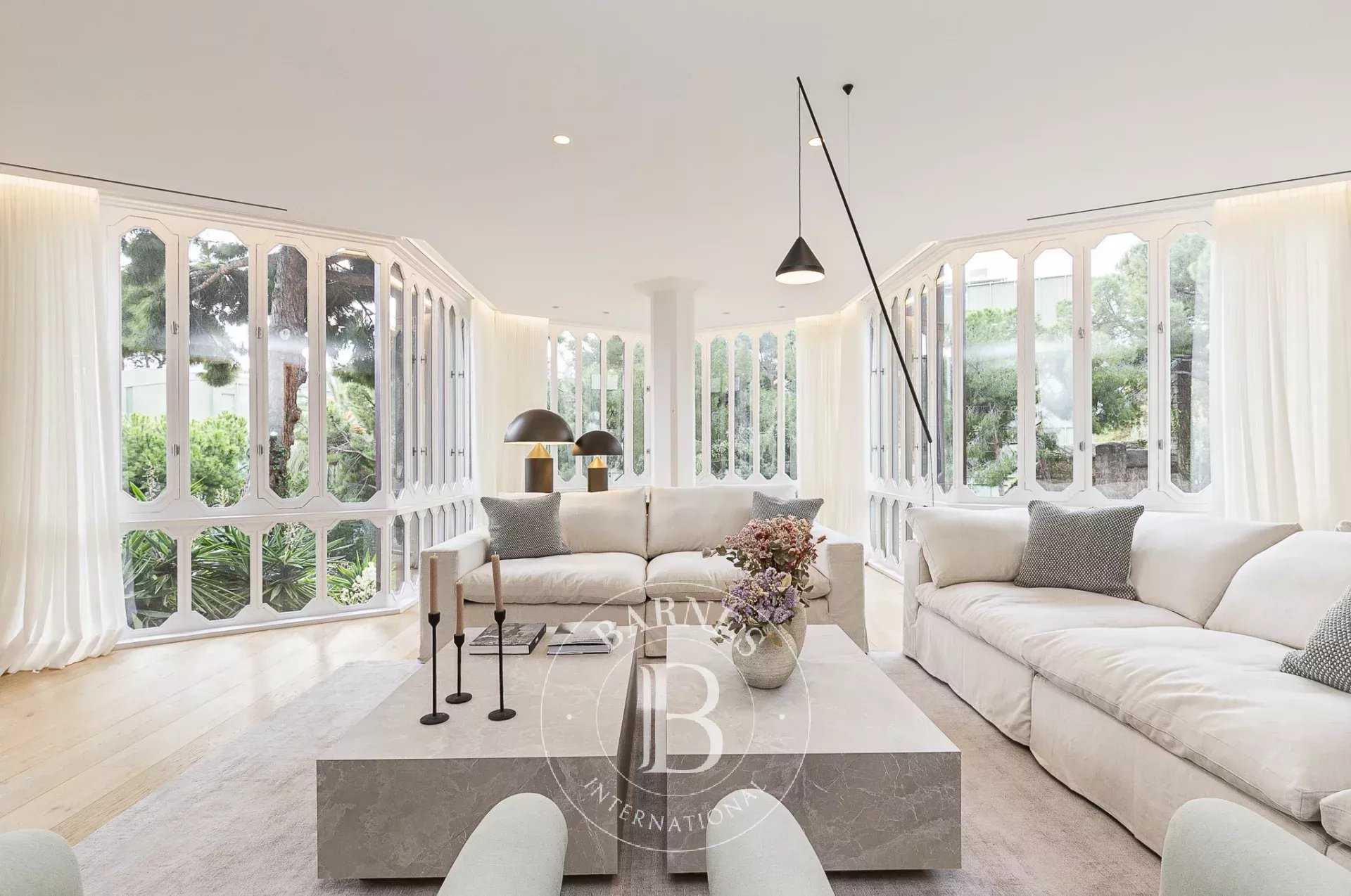 Barcelona  - Apartment 4 Bedrooms