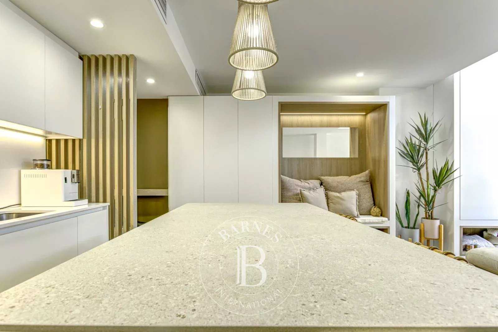 Barcelona  - Apartment 2 Bedrooms