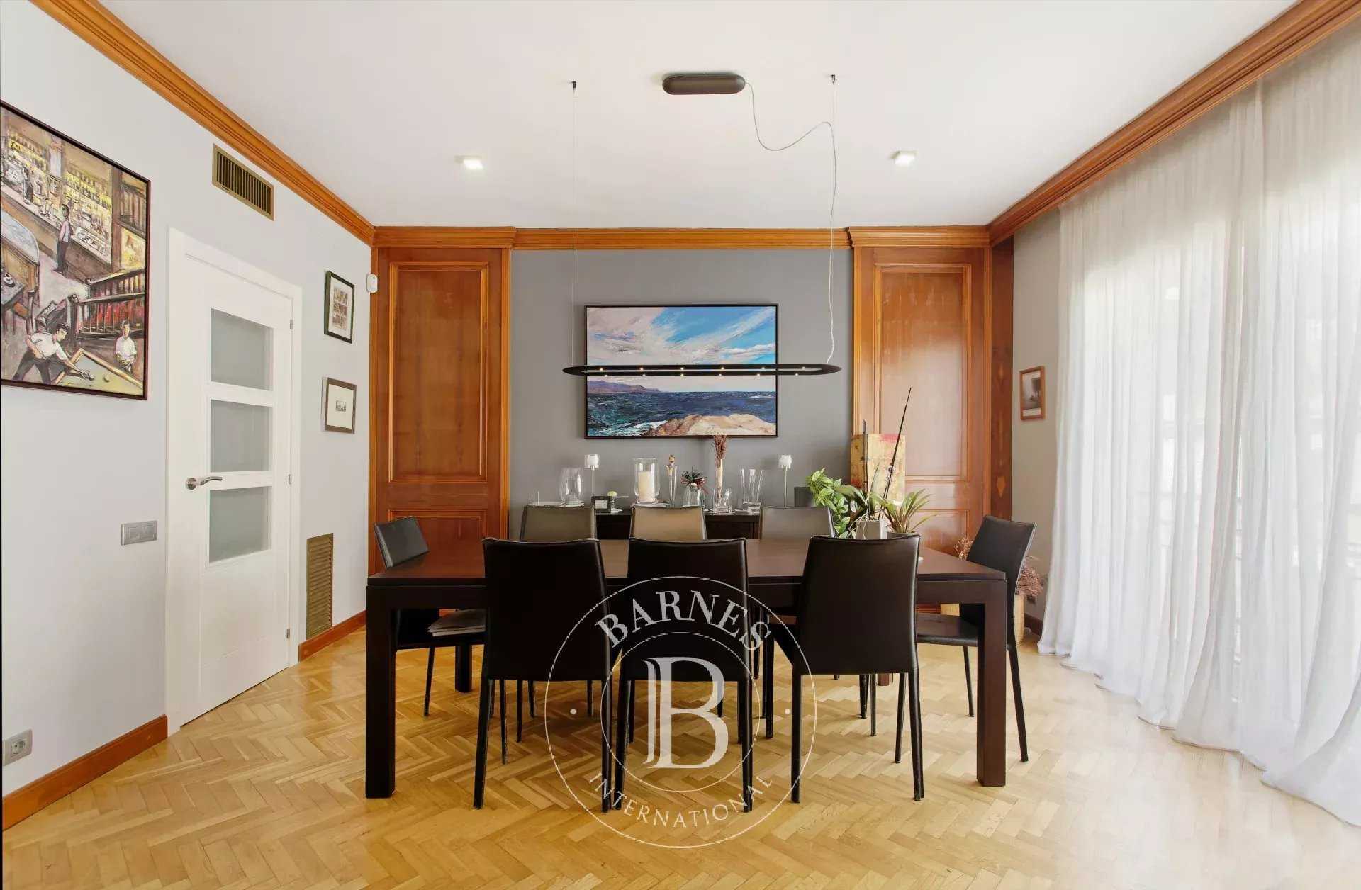Apartment Barcelona  -  ref 85935989 (picture 3)
