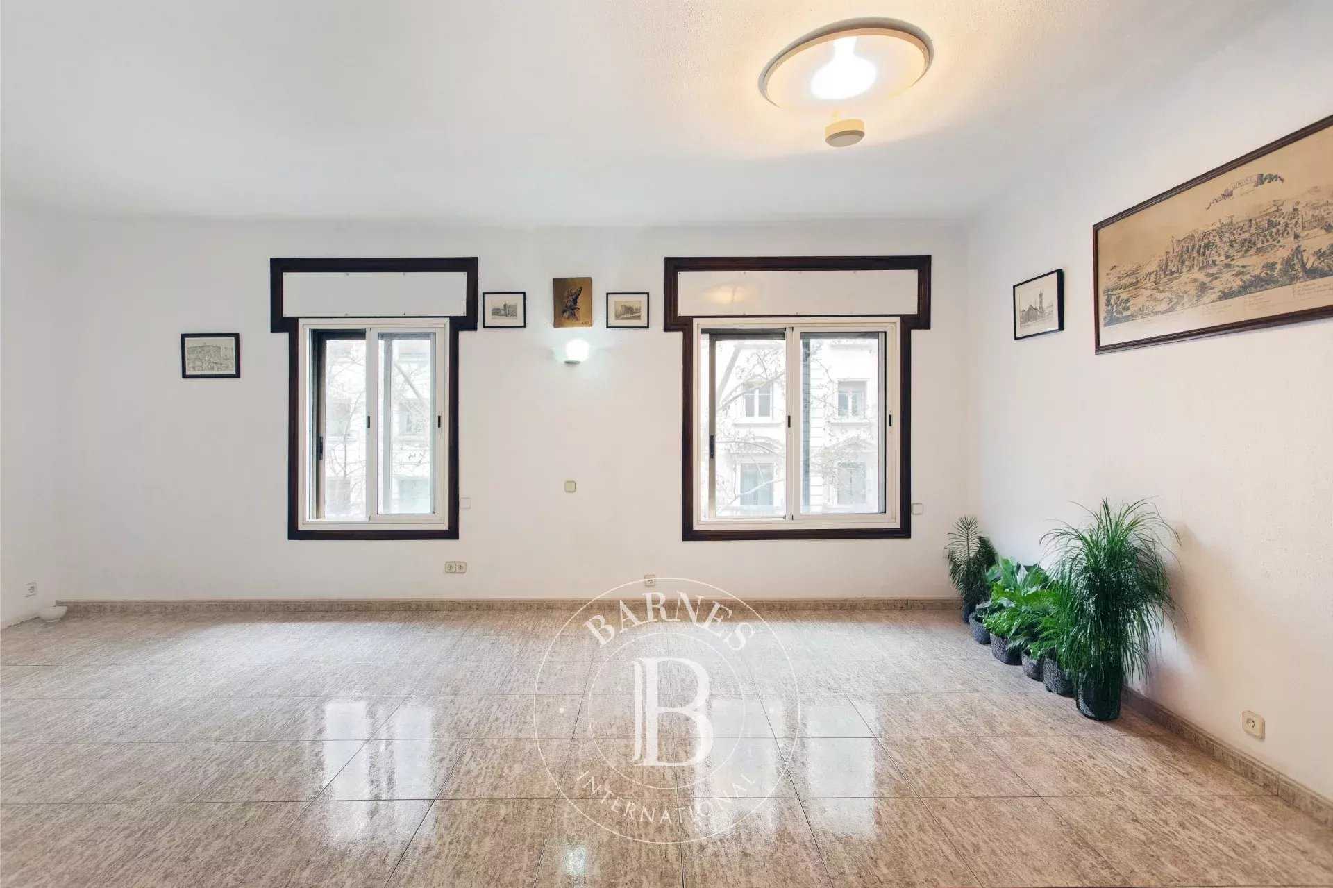 Appartement Barcelona  -  ref 85771956 (picture 2)