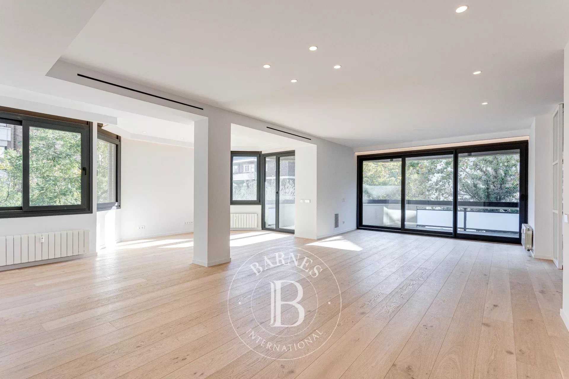 Apartment Barcelona  -  ref 85606982 (picture 1)