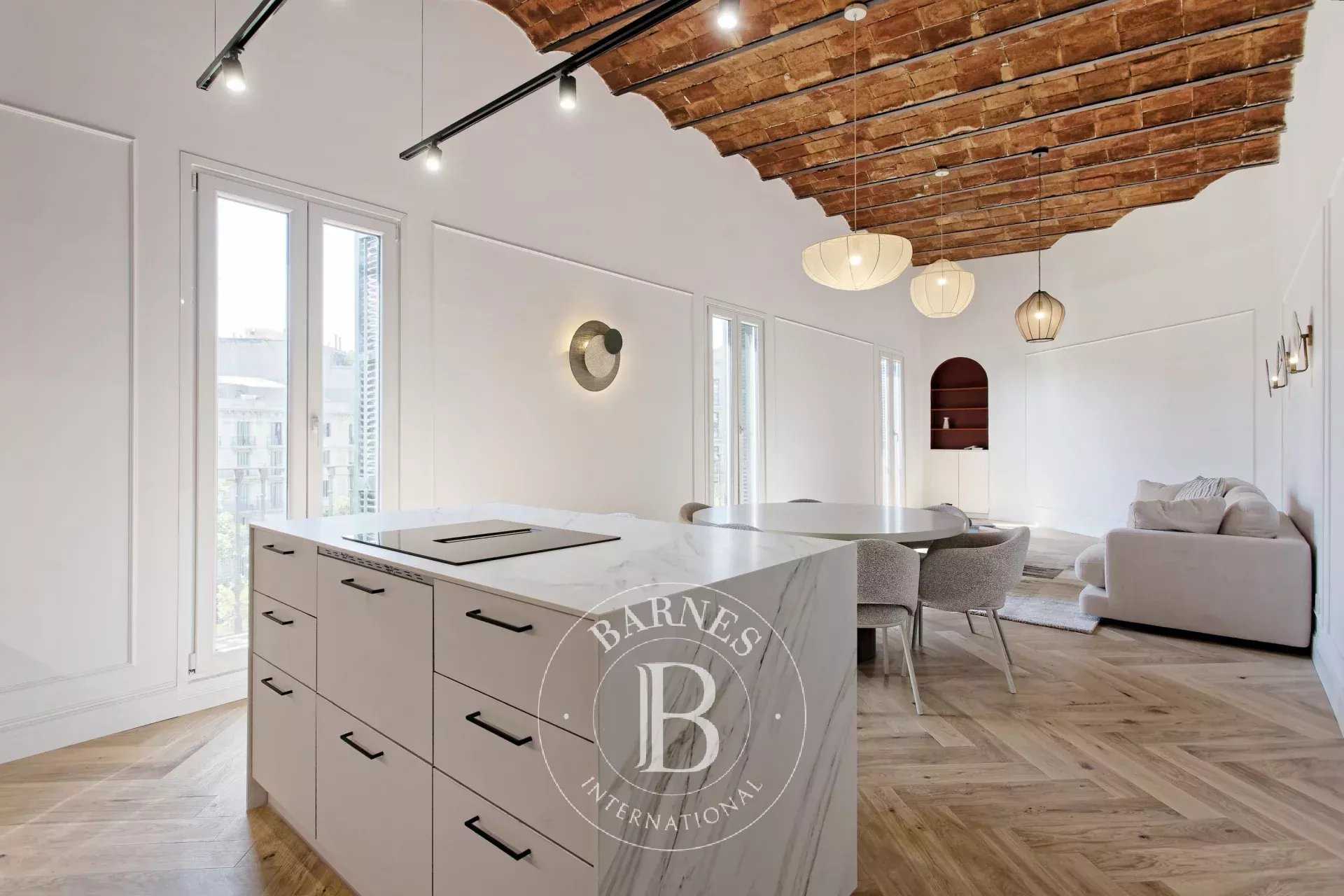 Apartment Barcelona  -  ref 86141533 (picture 1)