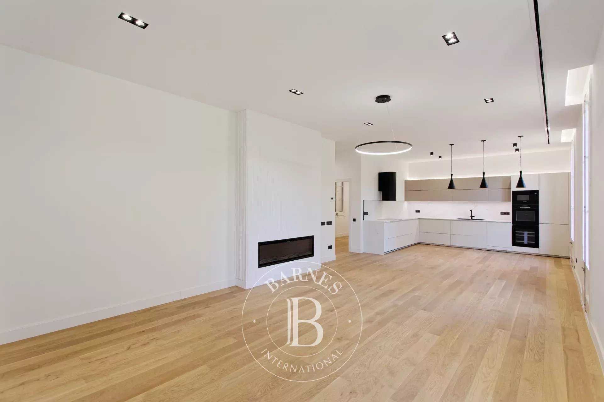 Apartment Barcelona  -  ref 85975379 (picture 1)