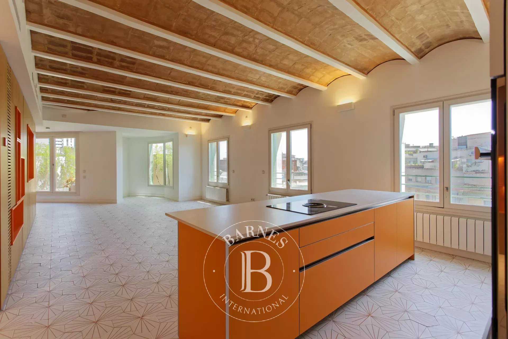 Apartment Barcelona  -  ref 86219871 (picture 1)