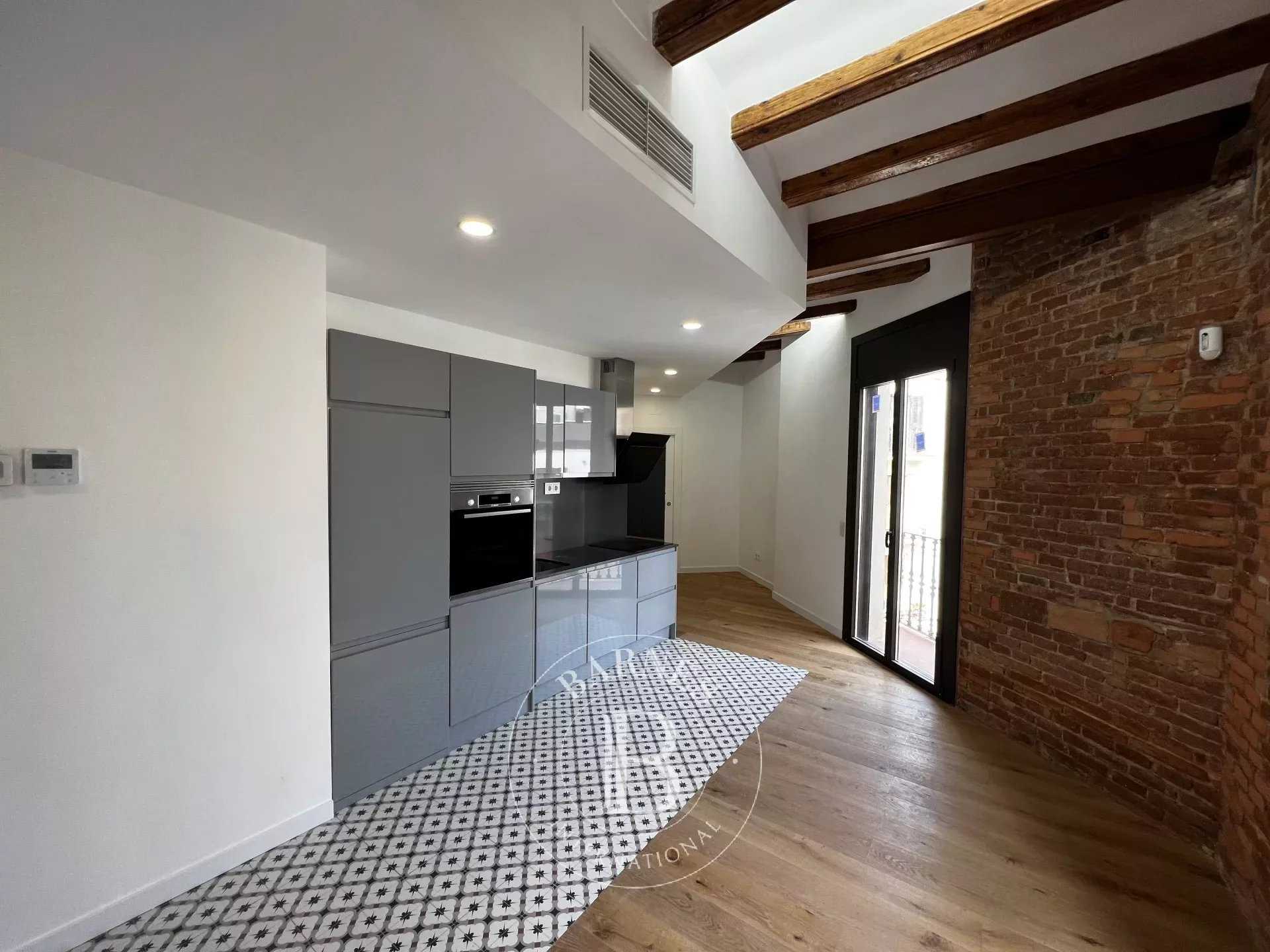 Appartement Barcelona  -  ref 82518811 (picture 1)
