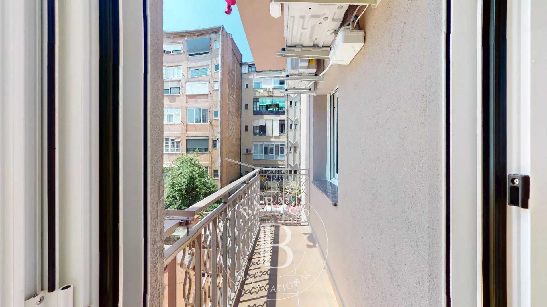 Apartment Barcelona  -  ref 86077606 (picture 2)