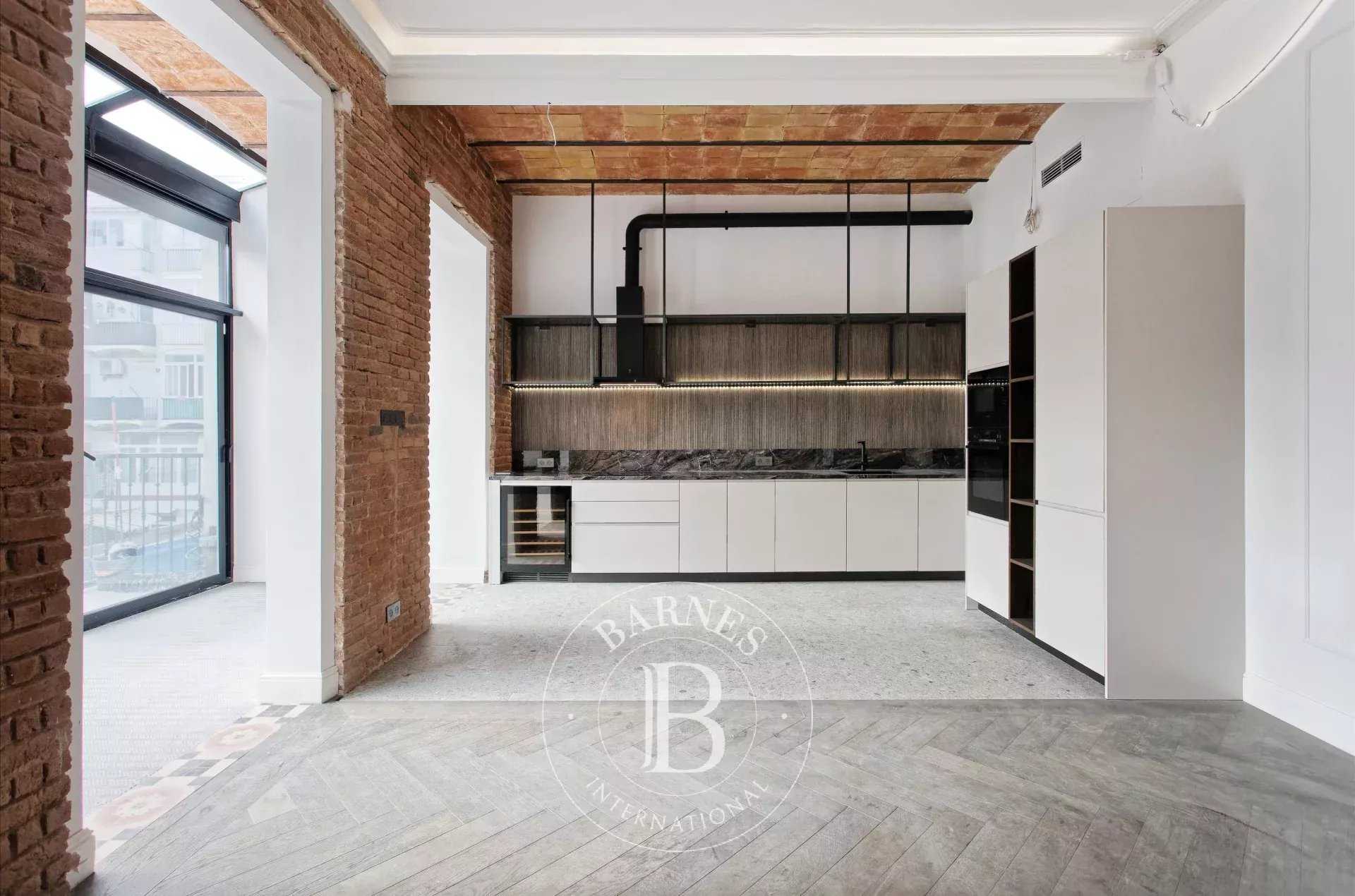 Appartement Barcelona  -  ref 85645810 (picture 1)