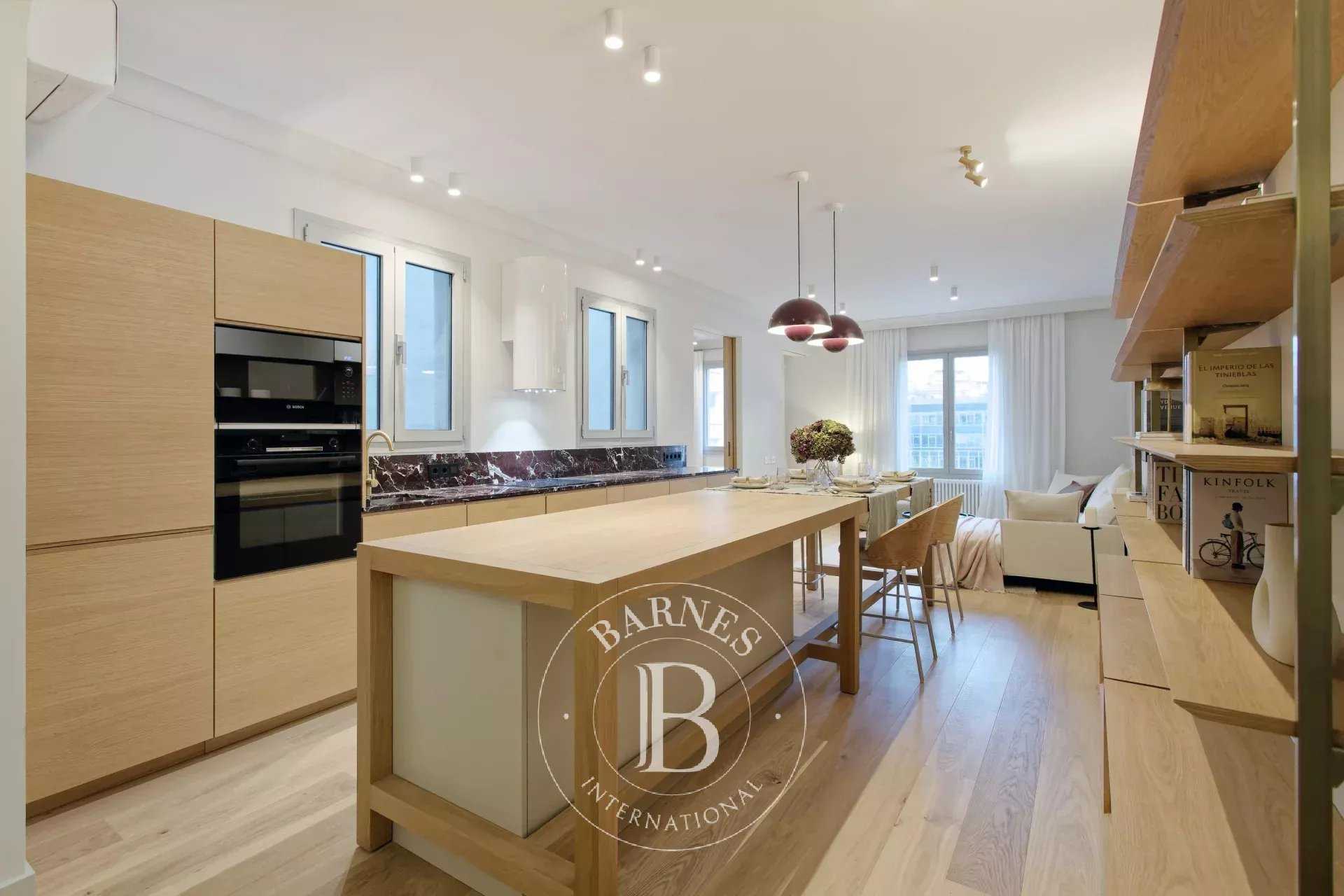 Appartement Barcelona  -  ref 85422005 (picture 2)