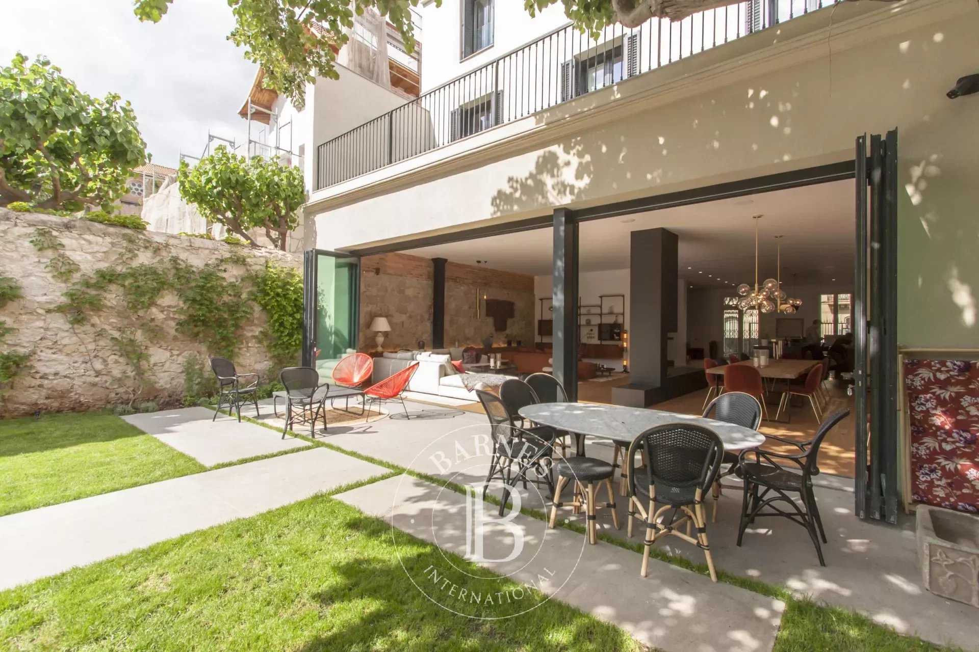 Townhouse Barcelona  -  ref 6763241 (picture 2)