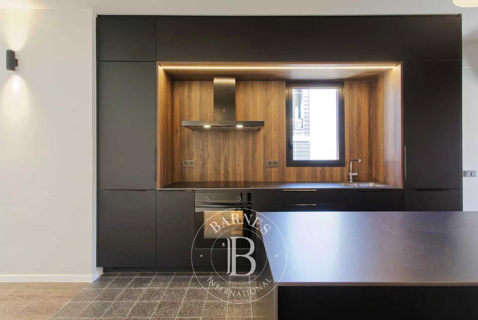 Apartment Barcelona  -  ref 85975736 (picture 3)