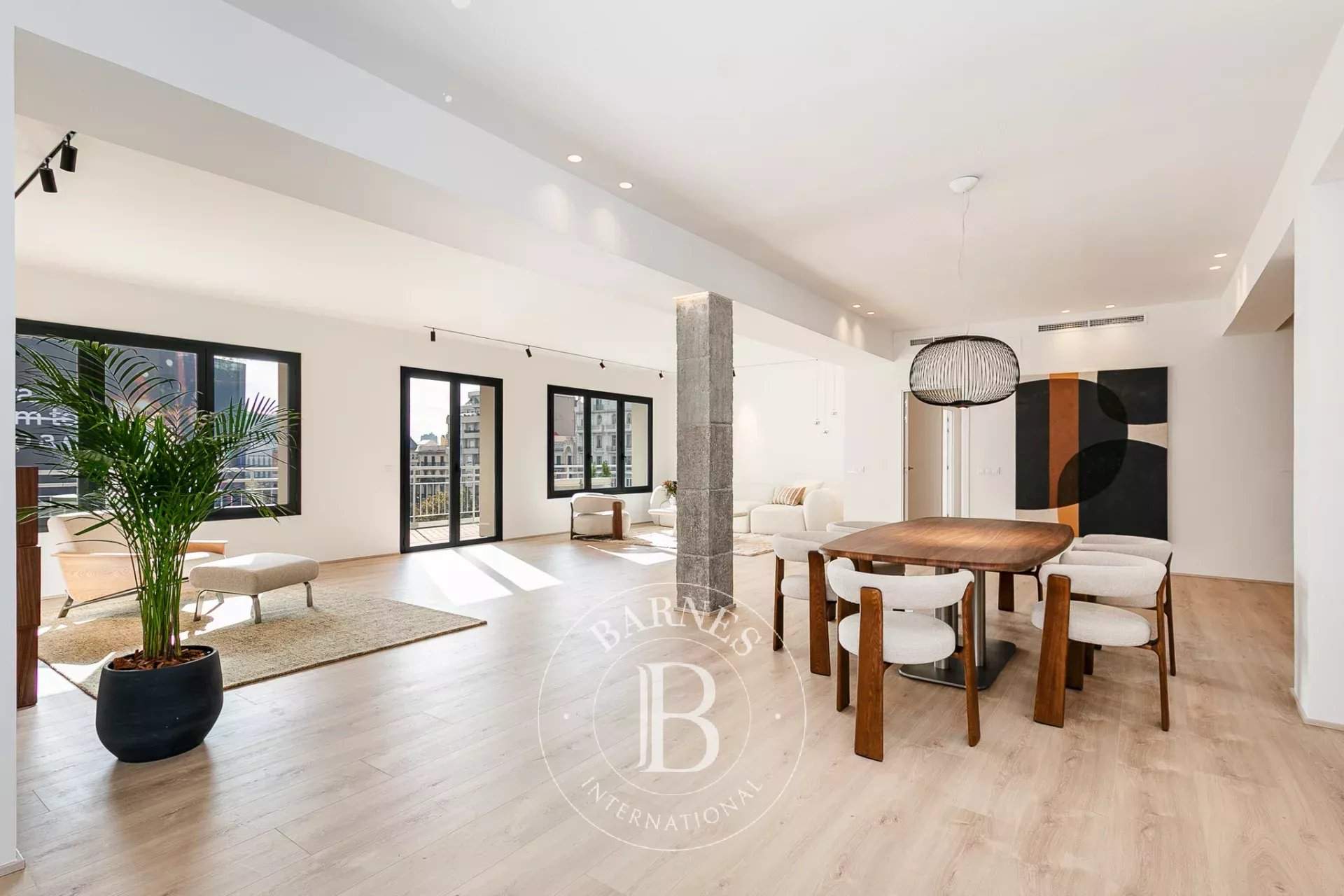 Barcelona  - Piso  - picture 1