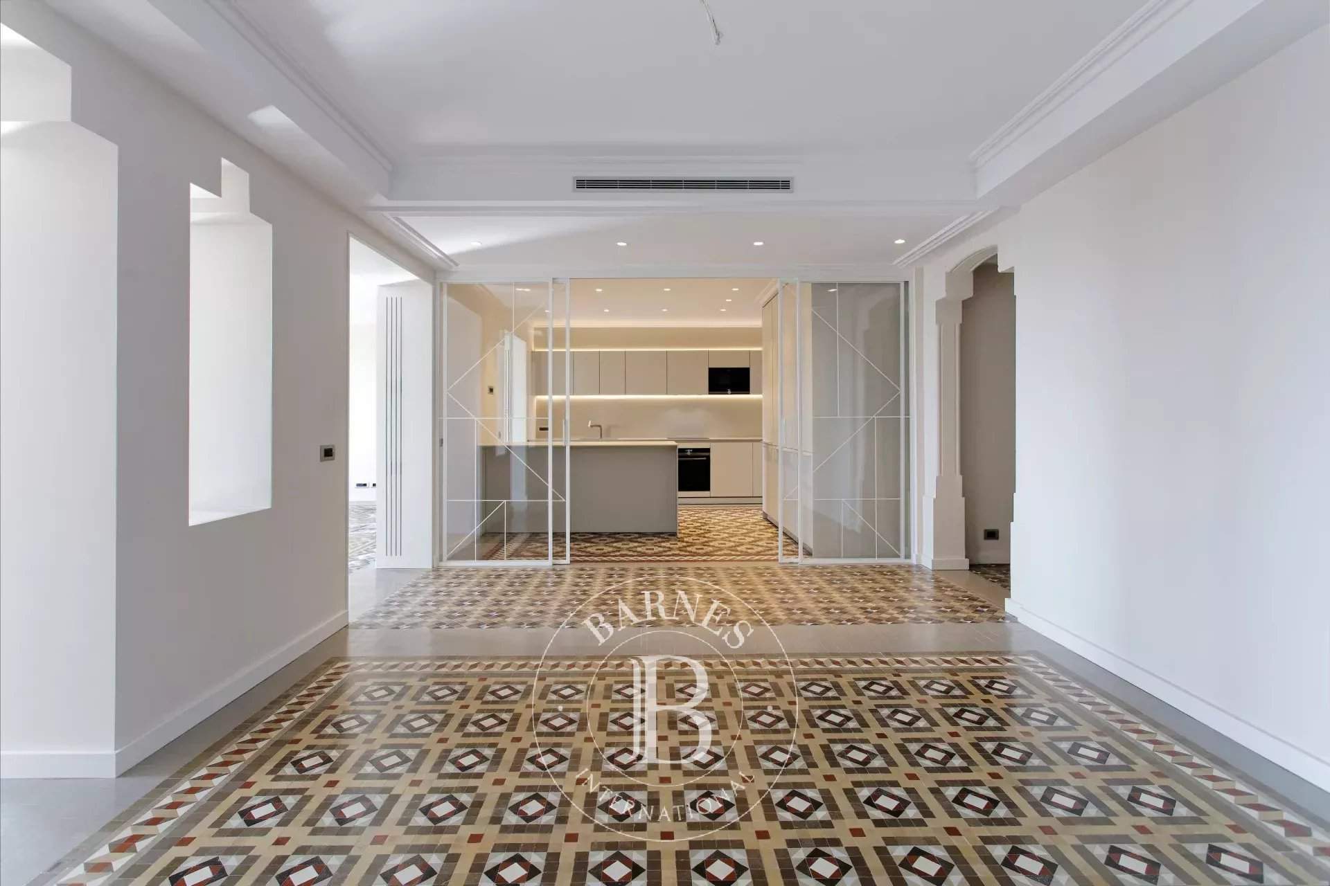 Barcelona  - Apartment 3 Bedrooms - picture 12