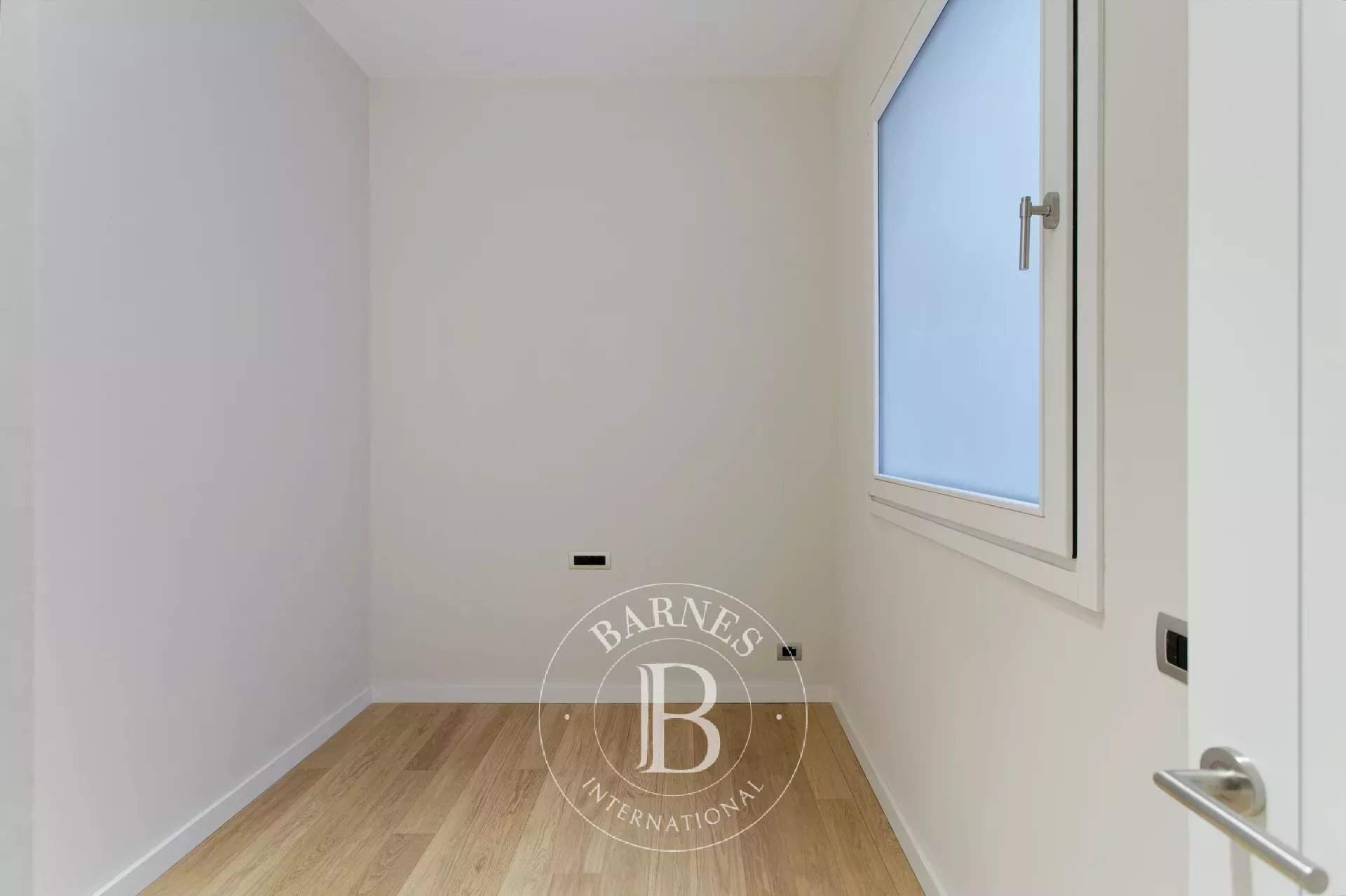 Barcelona  - Piso  - picture 19