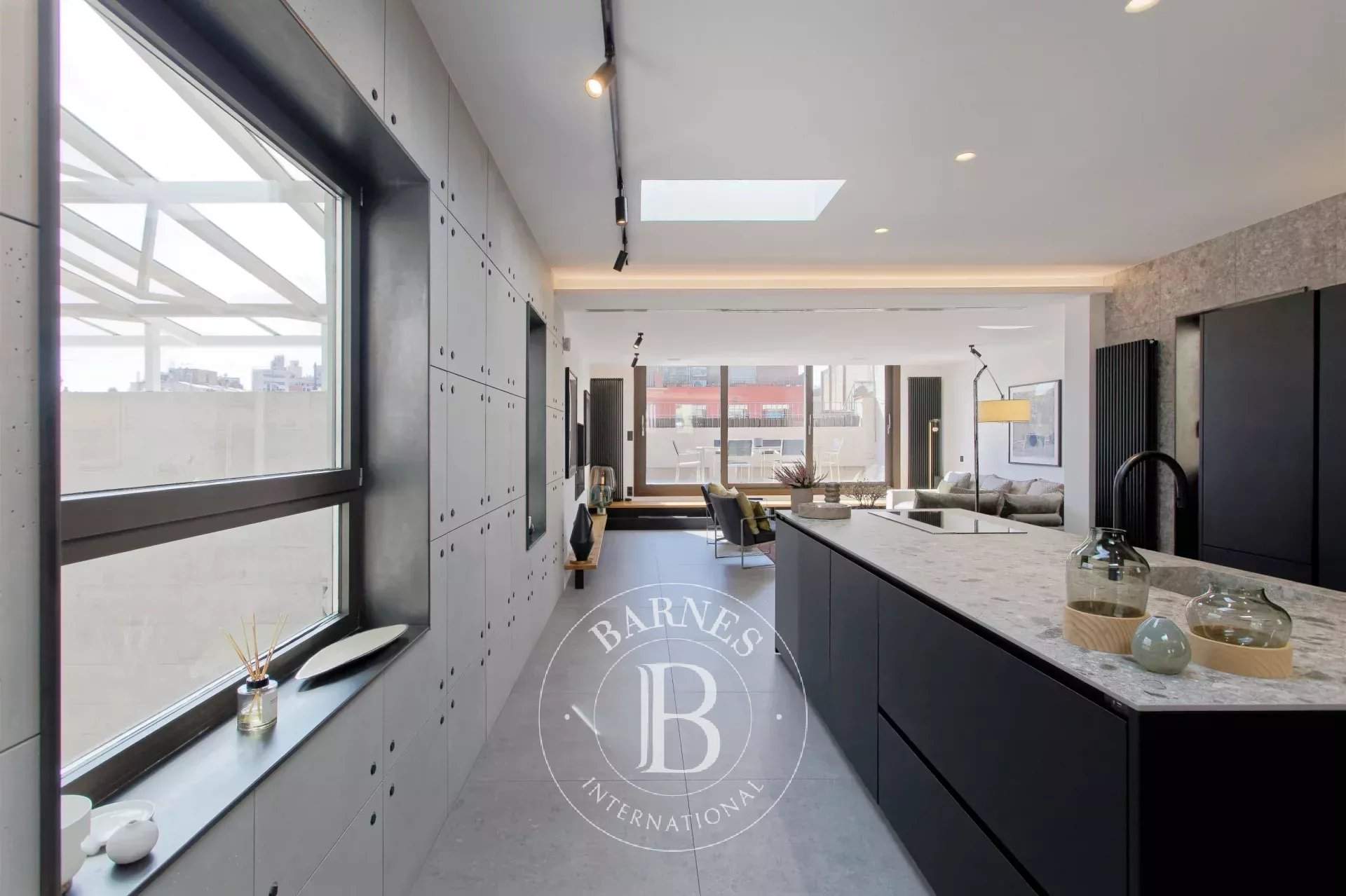 Barcelona  - Piso  - picture 11