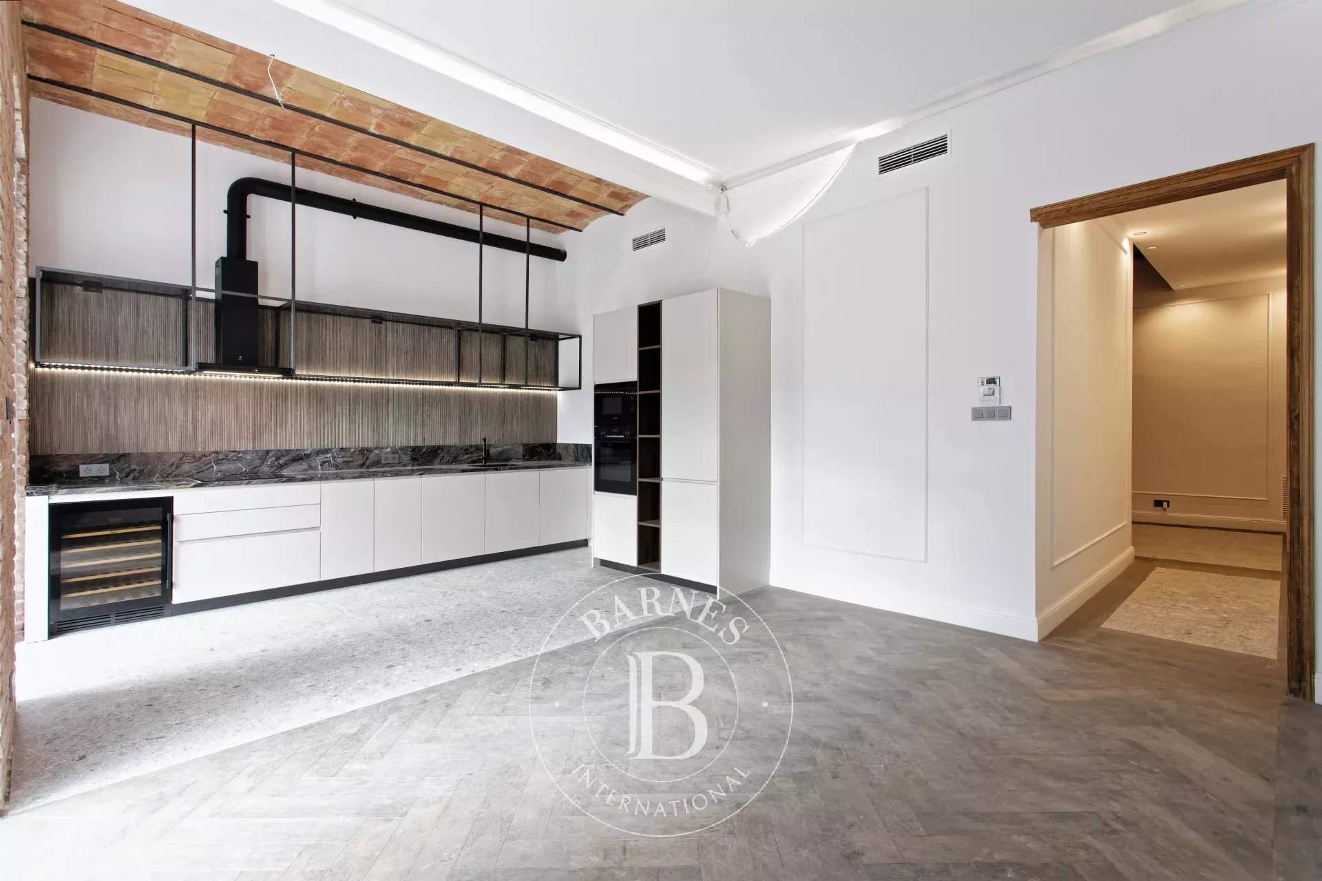 Barcelona  - Appartement  - picture 2