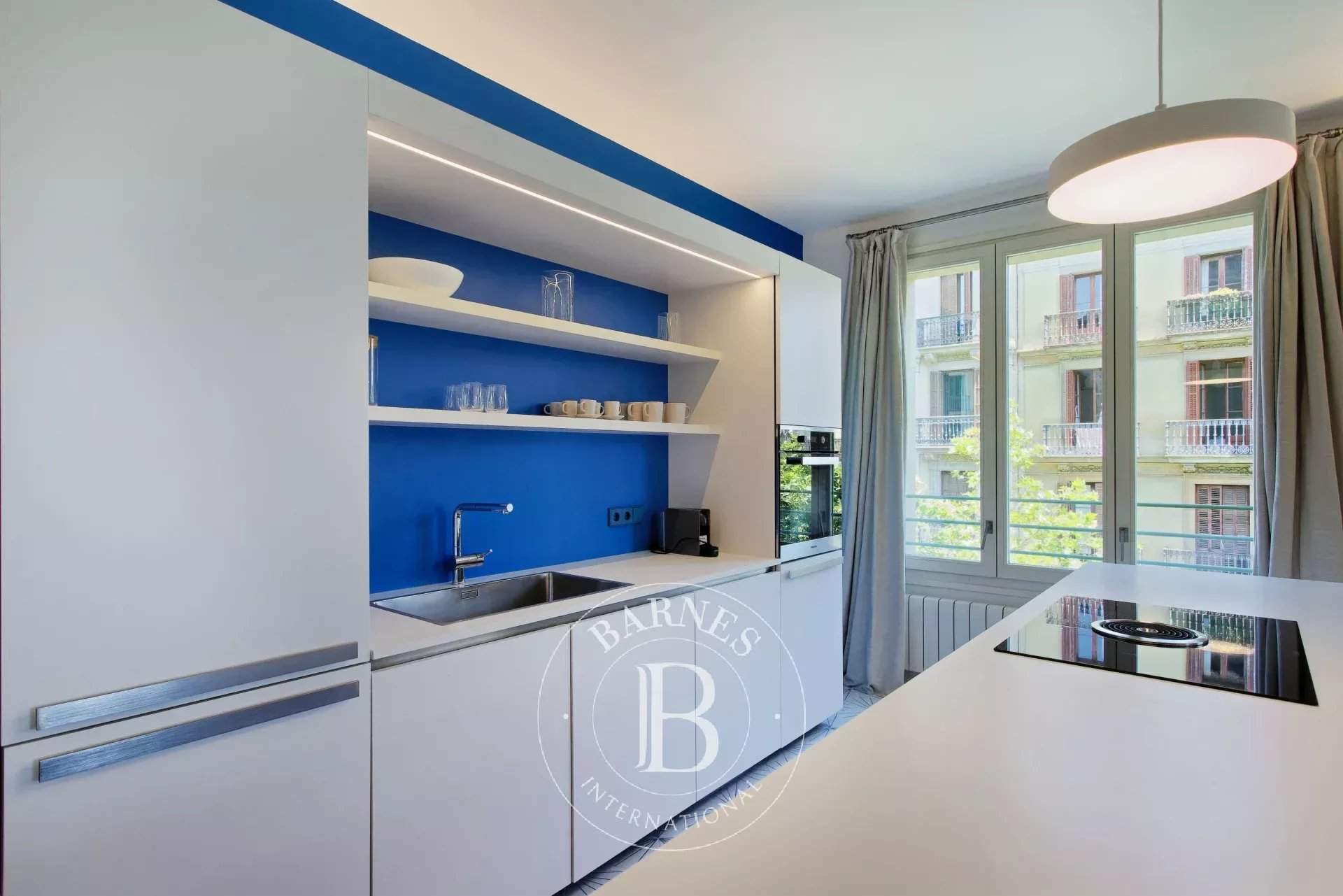 Barcelona  - Piso  - picture 10