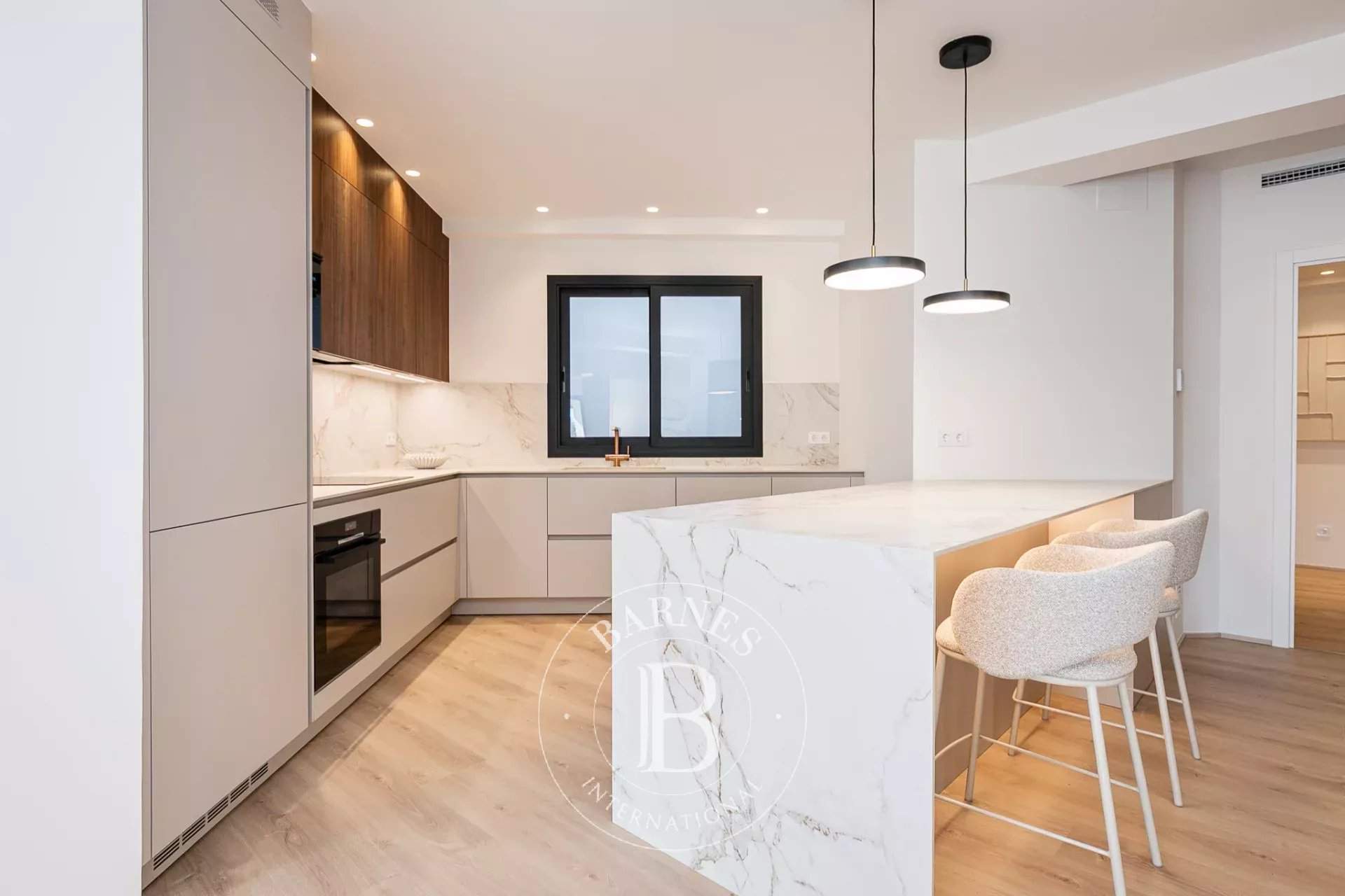 Barcelona  - Piso  - picture 17