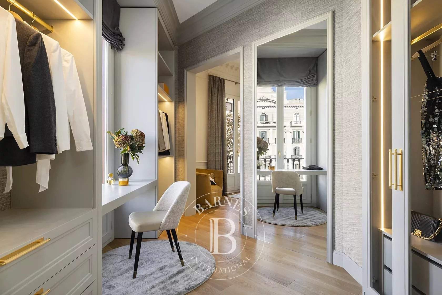 Barcelona  - Apartment 3 Bedrooms - picture 14