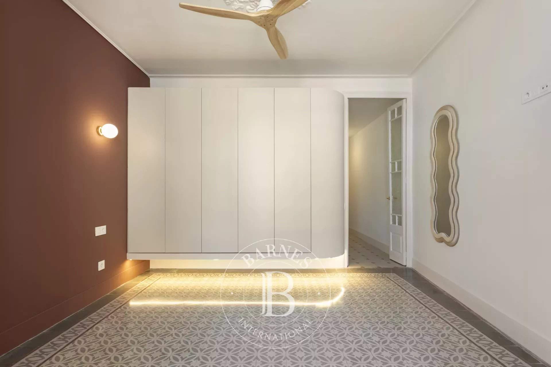 Barcelona  - Apartment 3 Bedrooms - picture 12