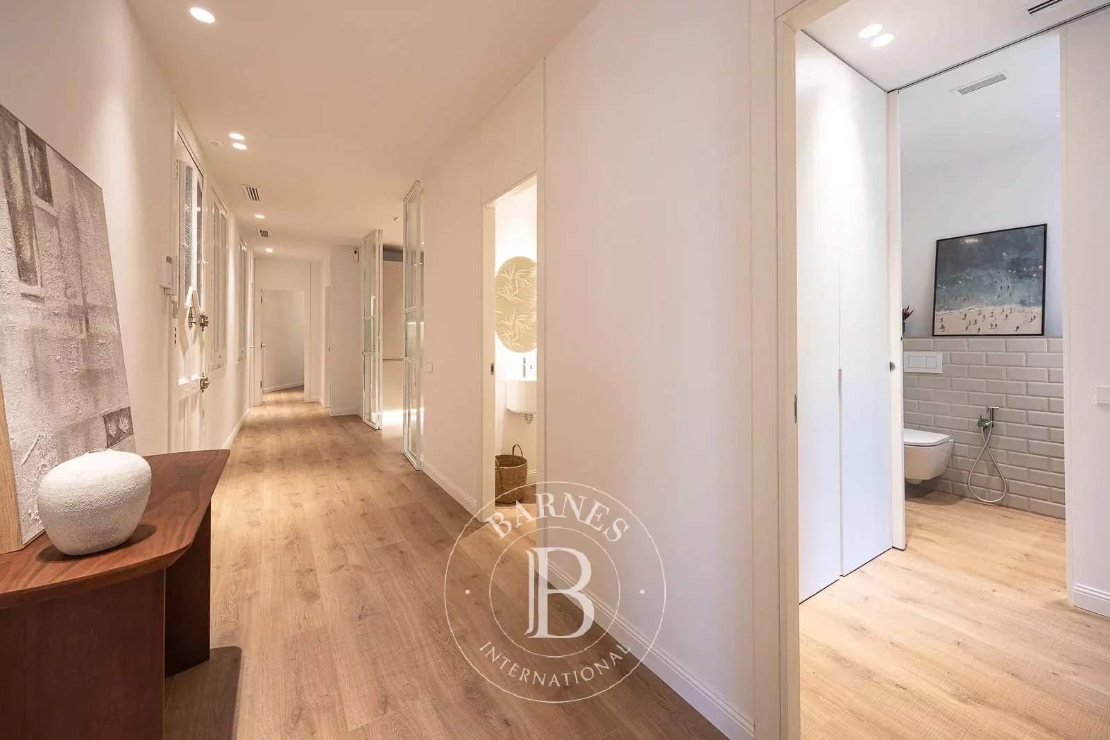 Barcelona  - Apartment 2 Bedrooms - picture 9