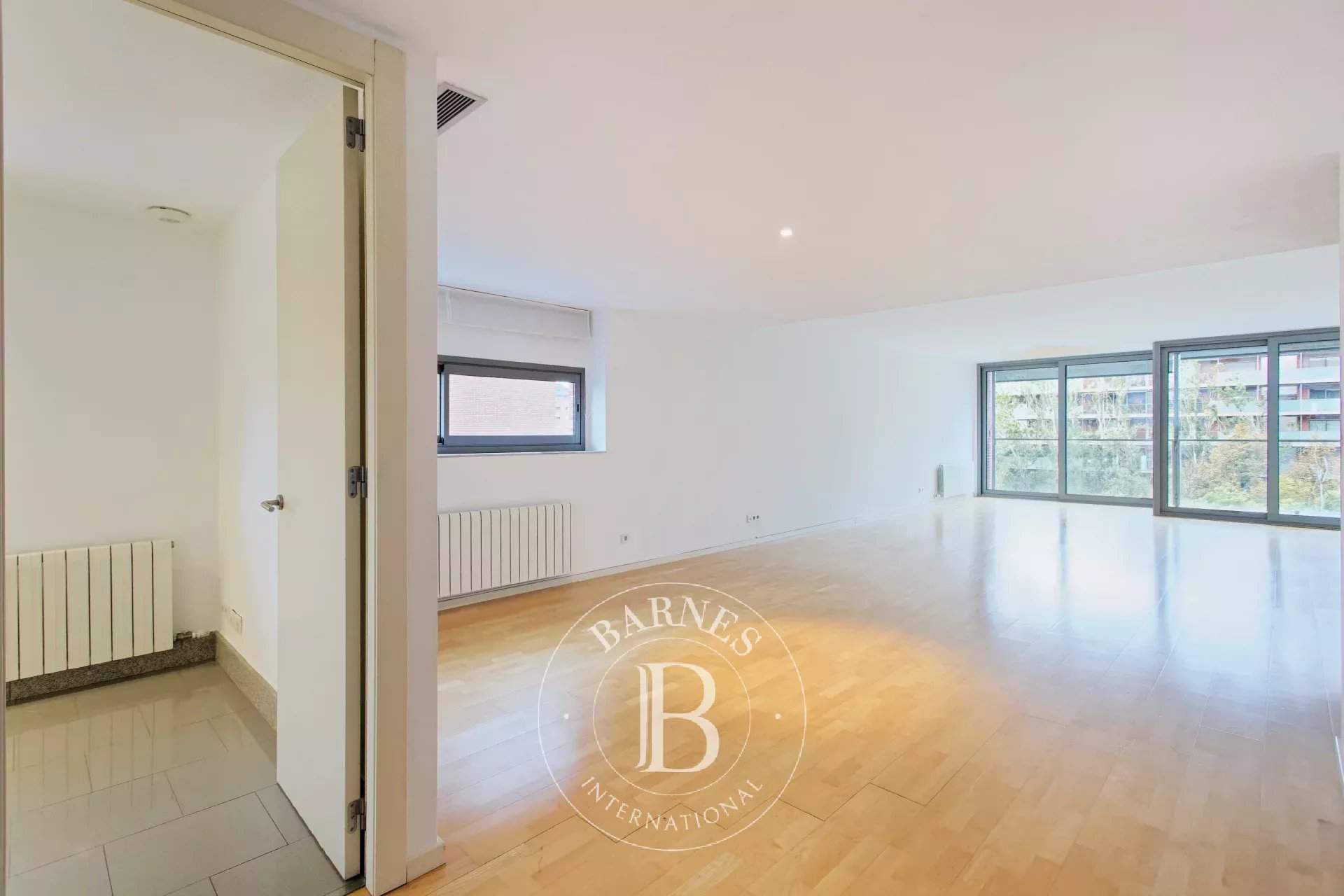 Barcelona  - Apartment 6 Bedrooms - picture 14