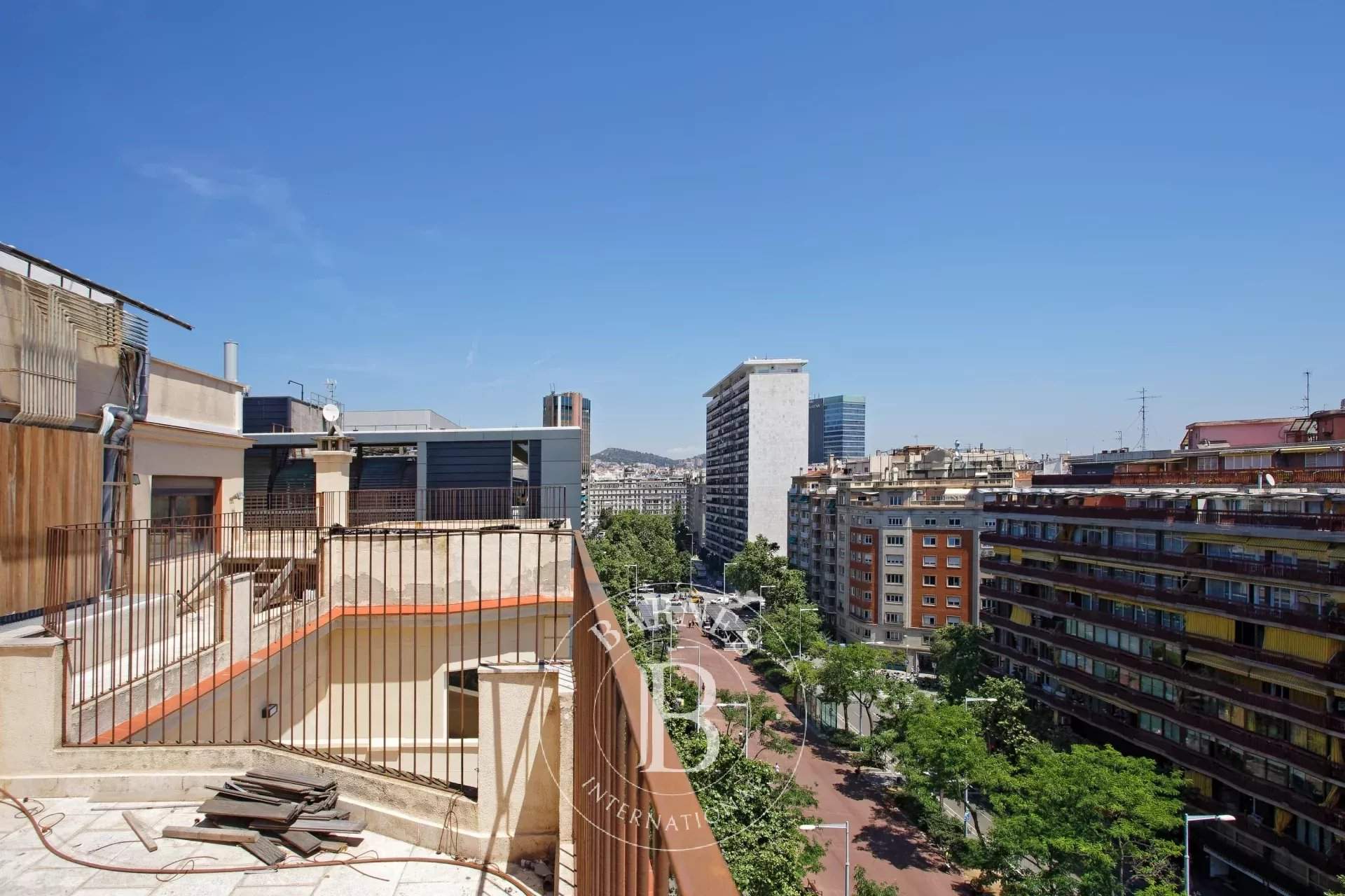 Barcelona  - Apartment 4 Bedrooms - picture 2