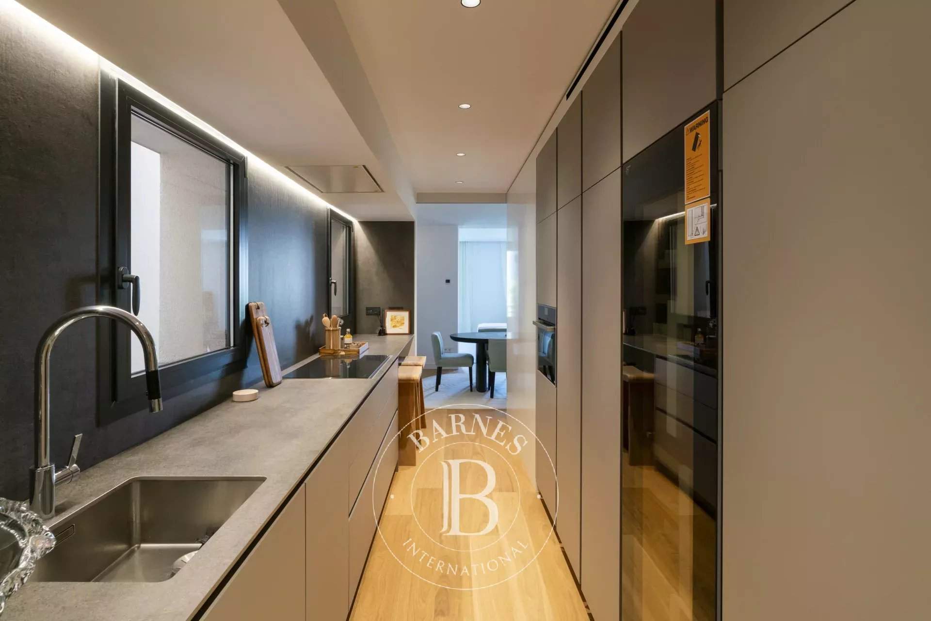 Barcelona  - Apartment 4 Bedrooms - picture 8
