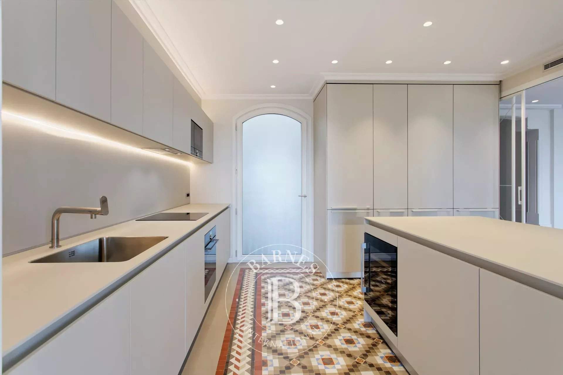 Barcelona  - Apartment 3 Bedrooms - picture 16