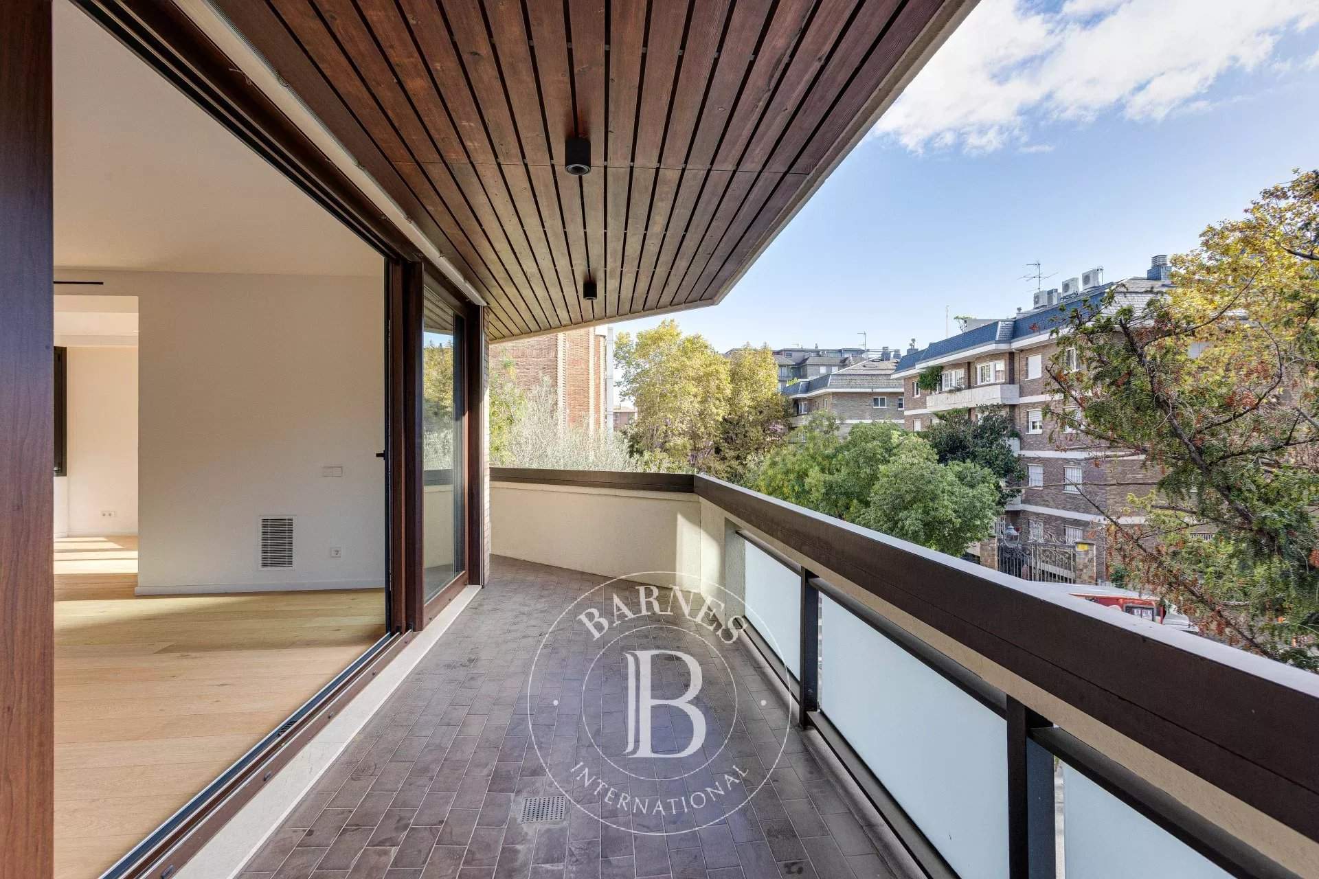 Barcelona  - Apartment 4 Bedrooms - picture 12