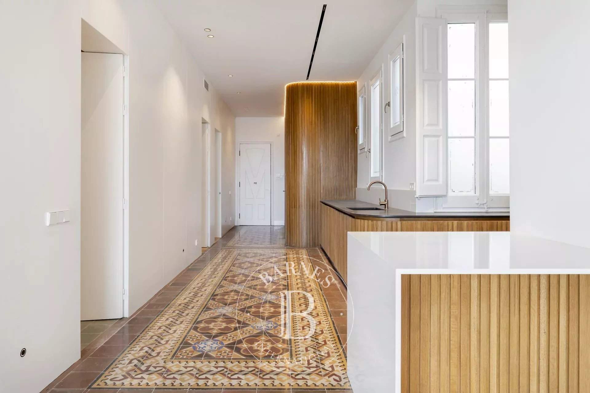 Barcelona  - Penthouse 3 Bedrooms - picture 15