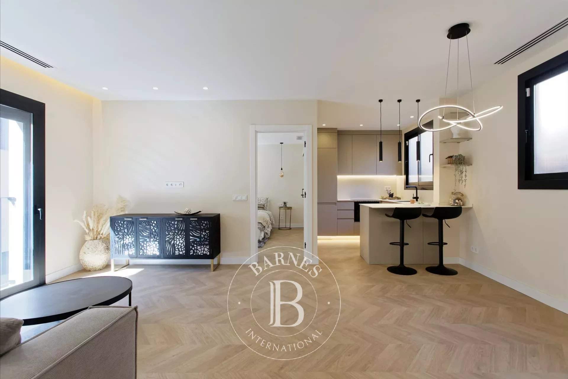 Barcelona  - Piso  - picture 5