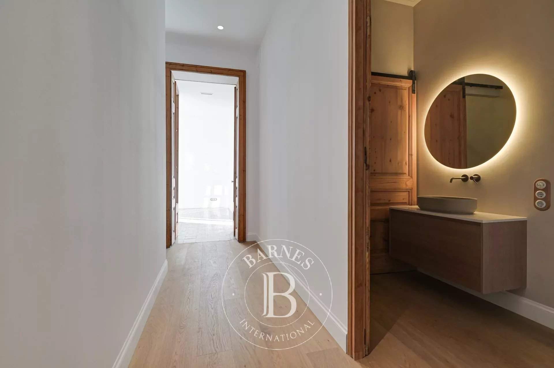 Barcelona  - Apartment 3 Bedrooms - picture 15