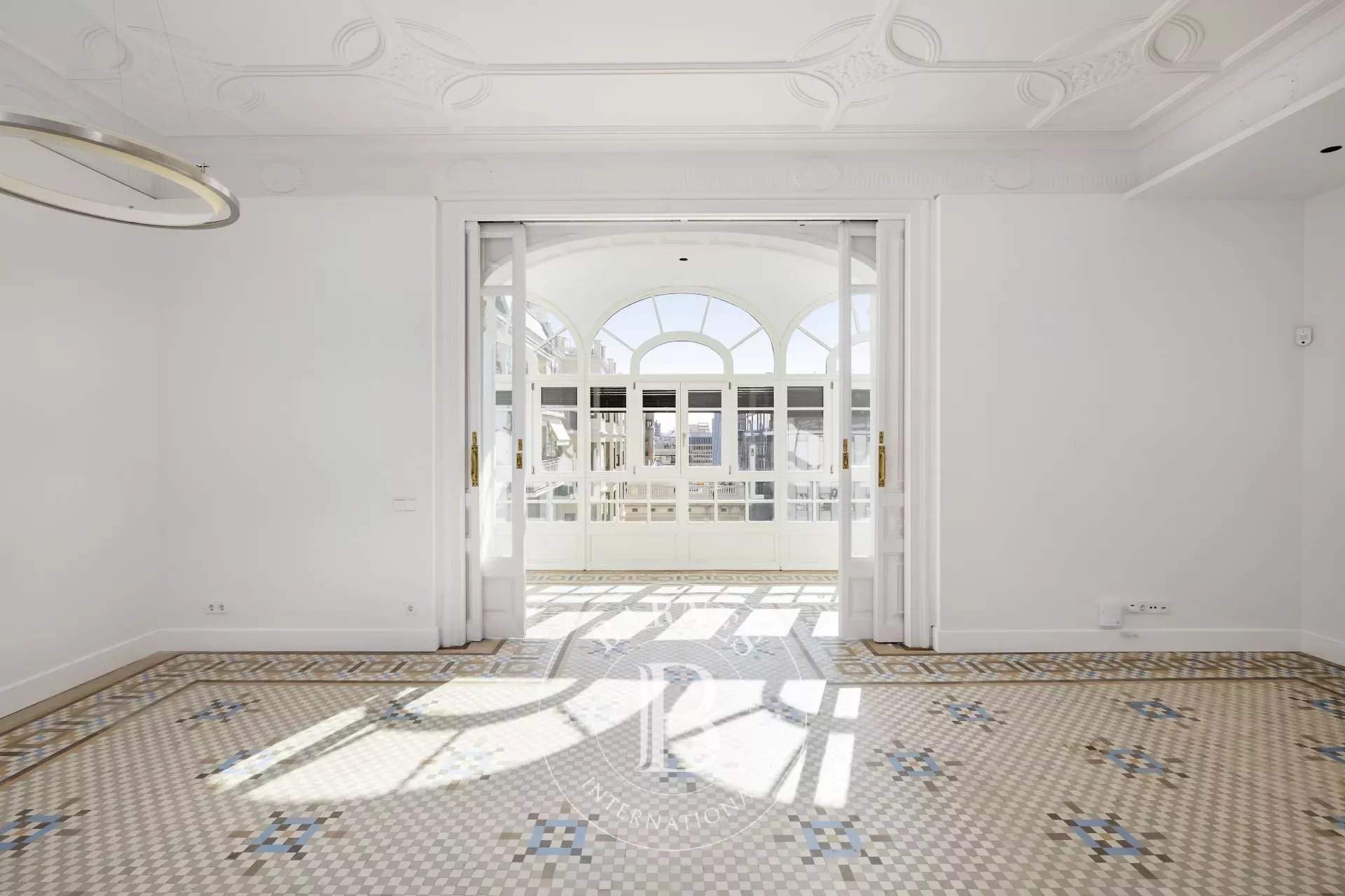 Barcelona  - Penthouse 3 Bedrooms - picture 2