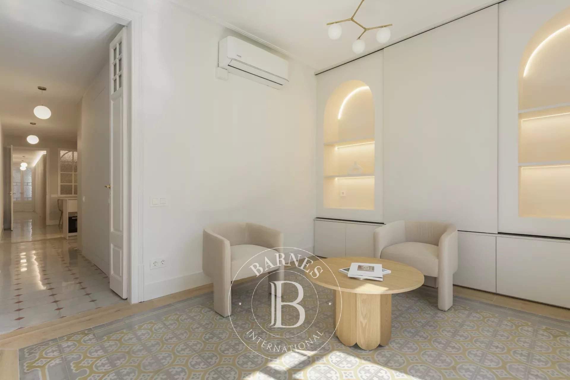 Barcelona  - Apartment 3 Bedrooms - picture 3