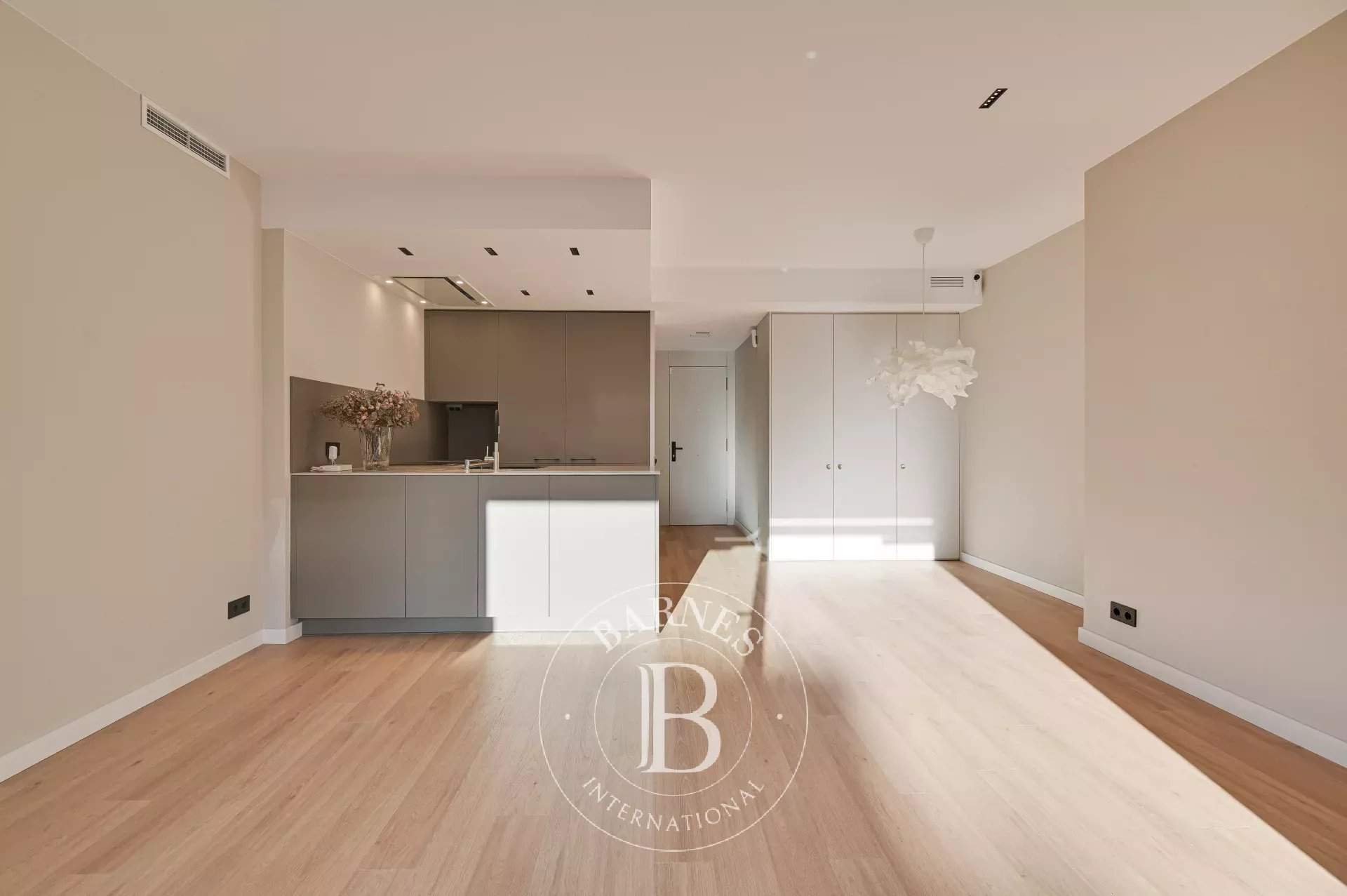 Barcelona  - Apartment 3 Bedrooms - picture 7