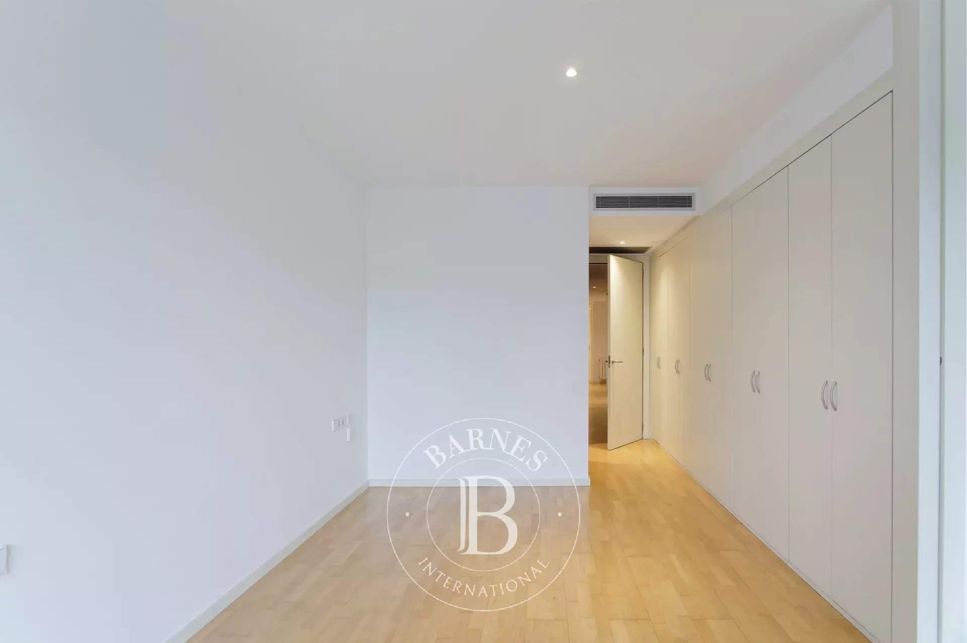 Barcelona  - Apartment 6 Bedrooms - picture 10