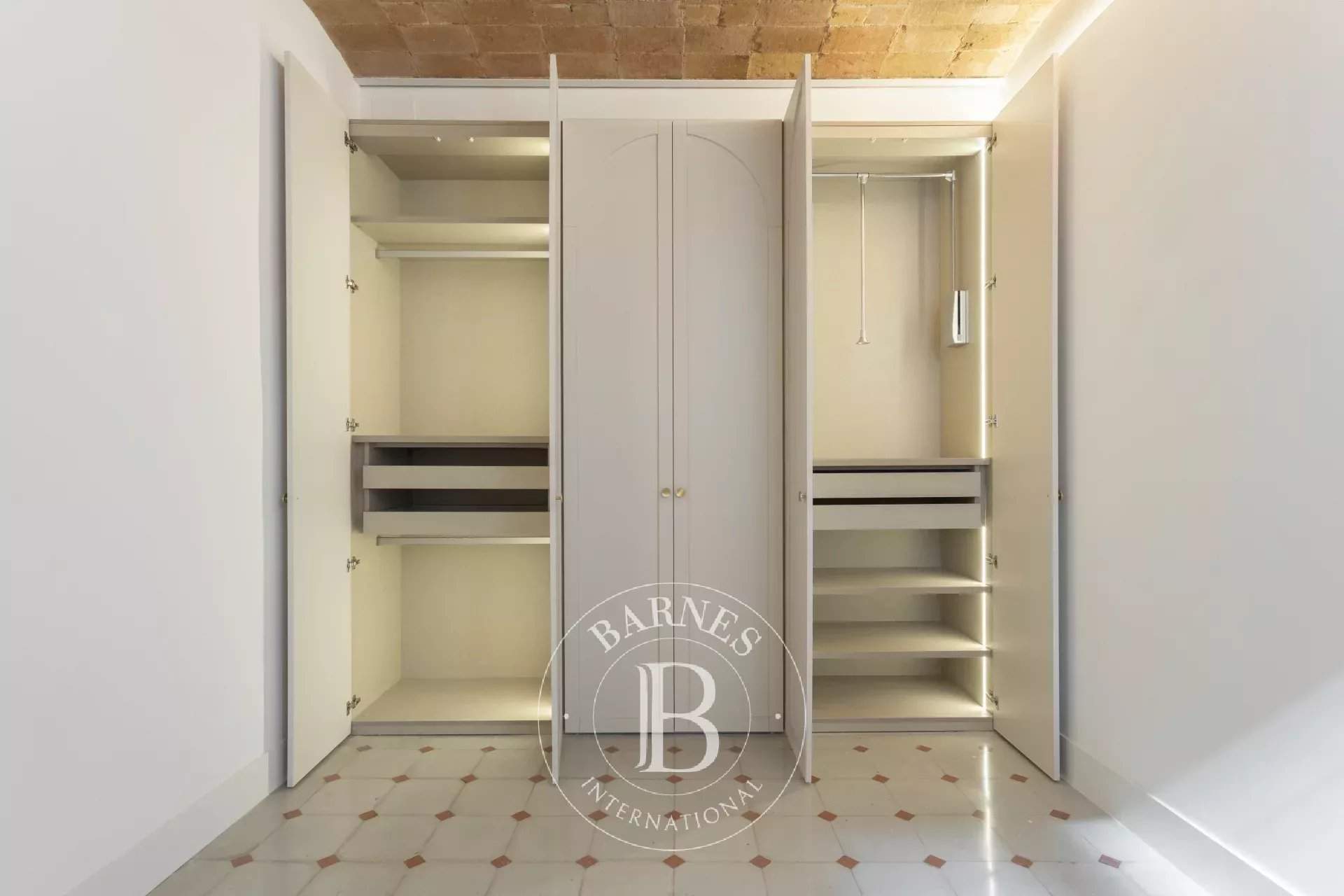 Barcelona  - Apartment 3 Bedrooms - picture 20