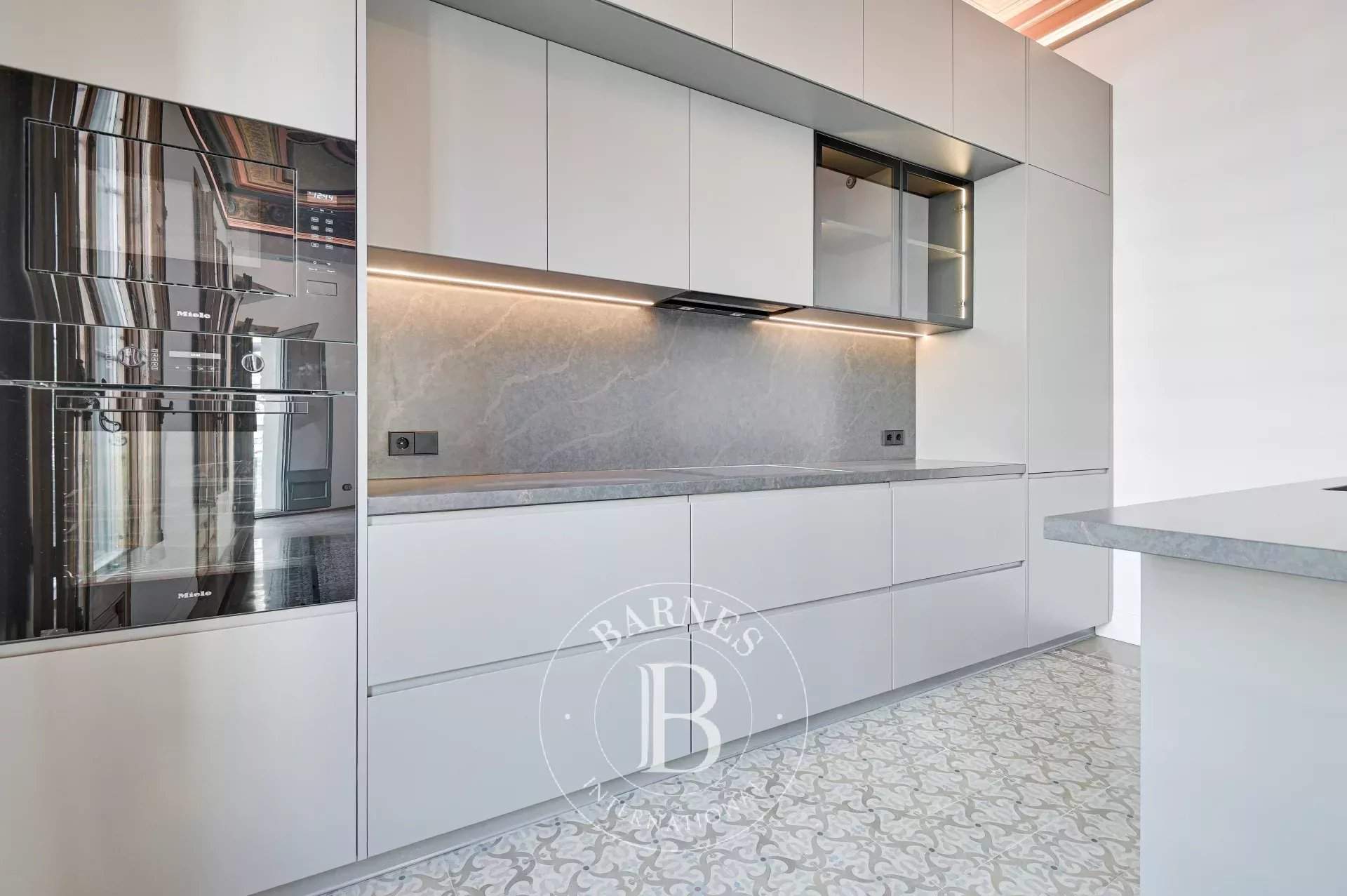 Barcelona  - Apartment 3 Bedrooms - picture 11