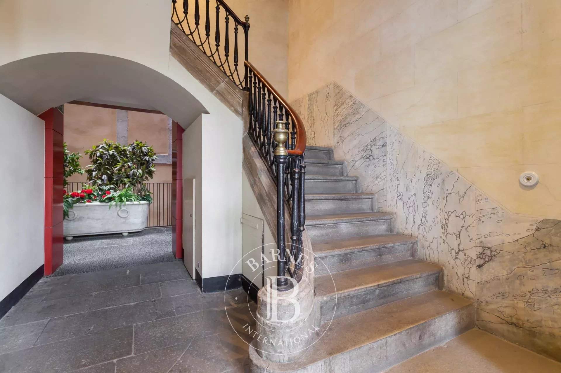 Barcelona  - Piso  - picture 16