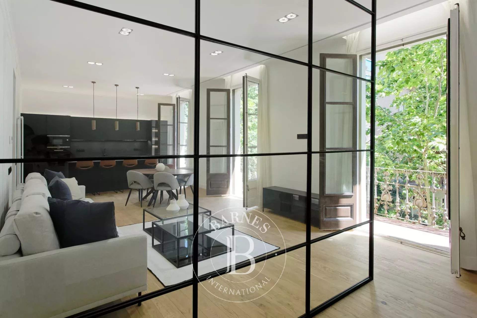 Barcelona  - Apartment 3 Bedrooms - picture 9